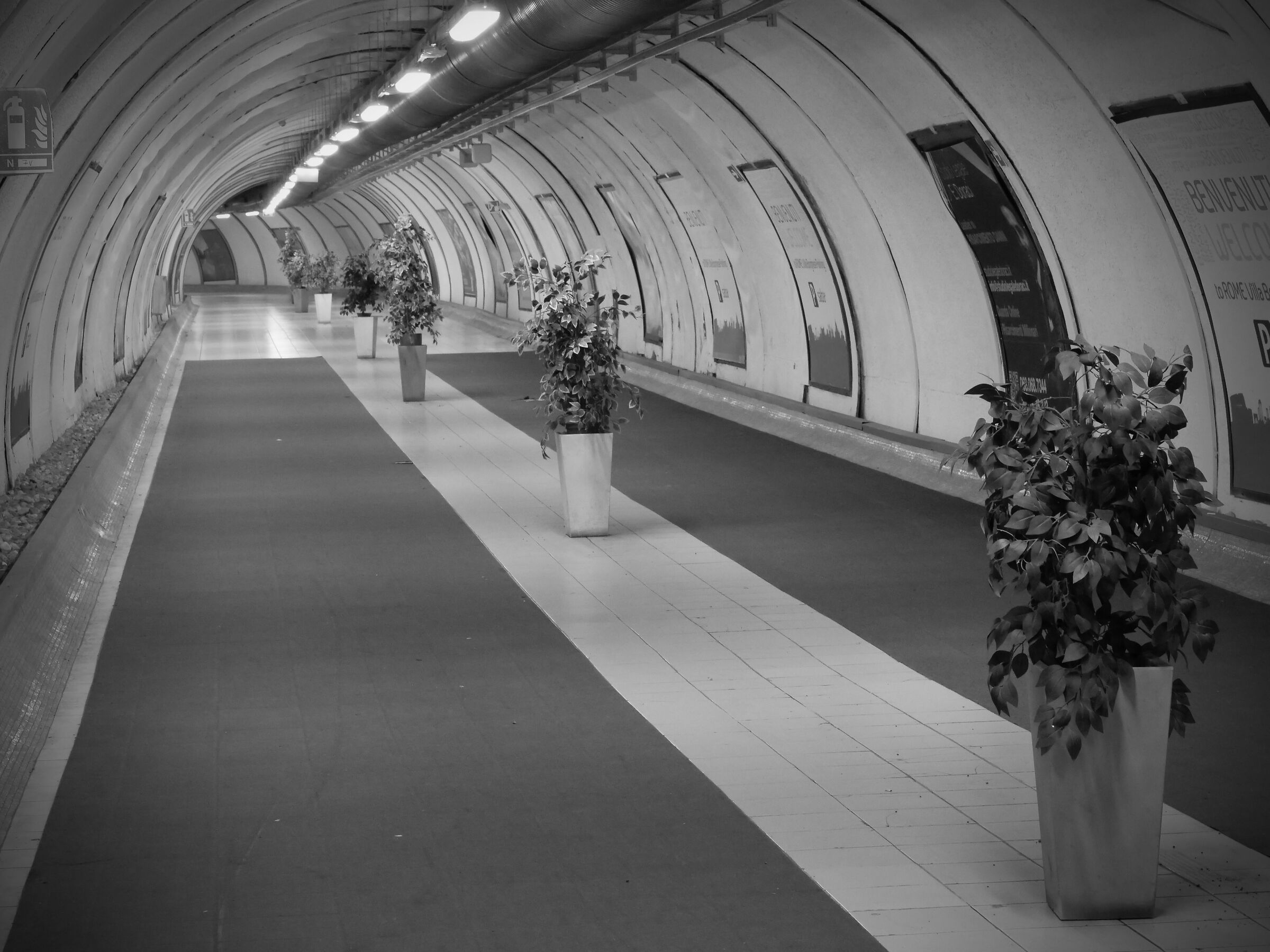 Via Veneto, Metropolitana