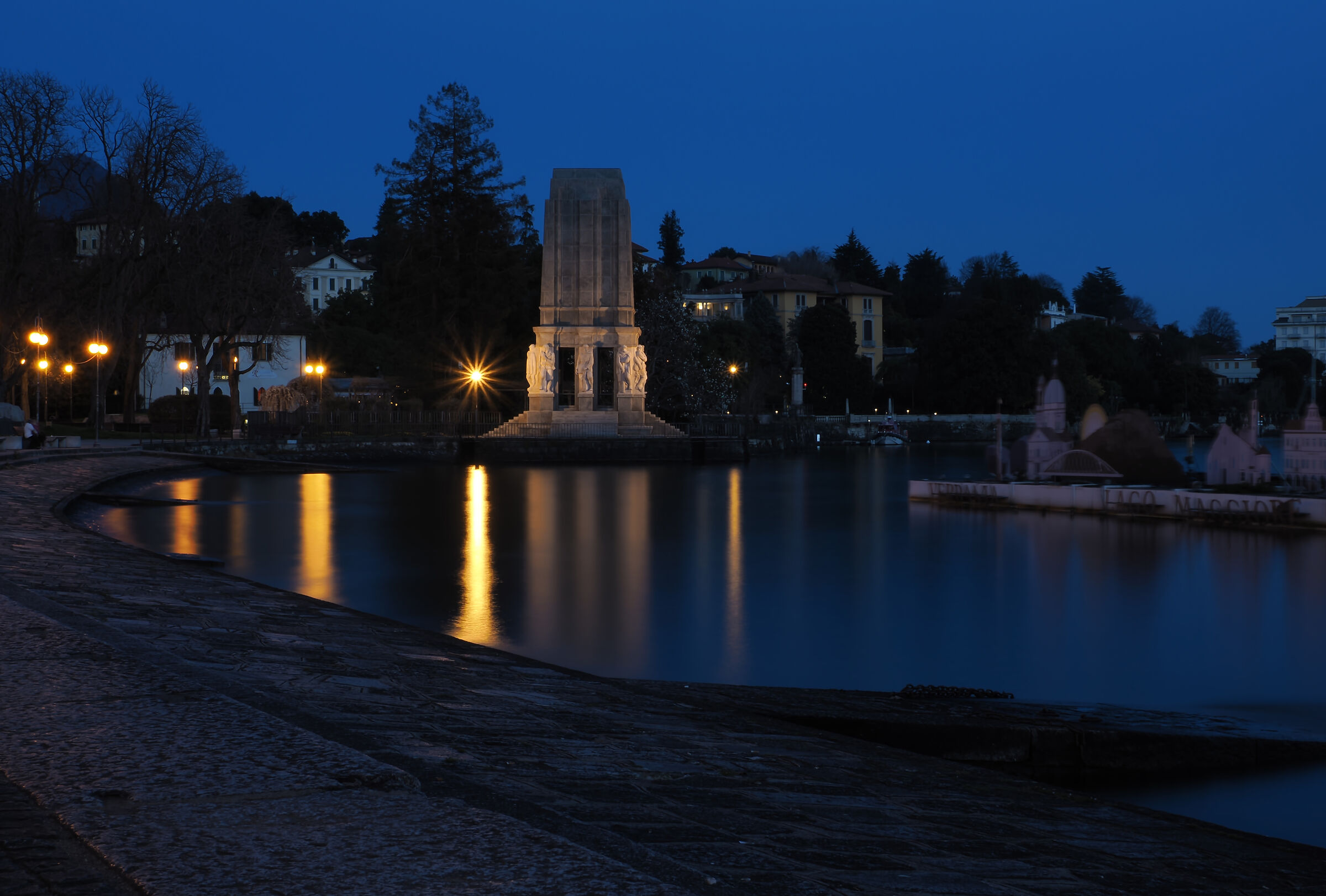 Pallanza lakeside promenade at night