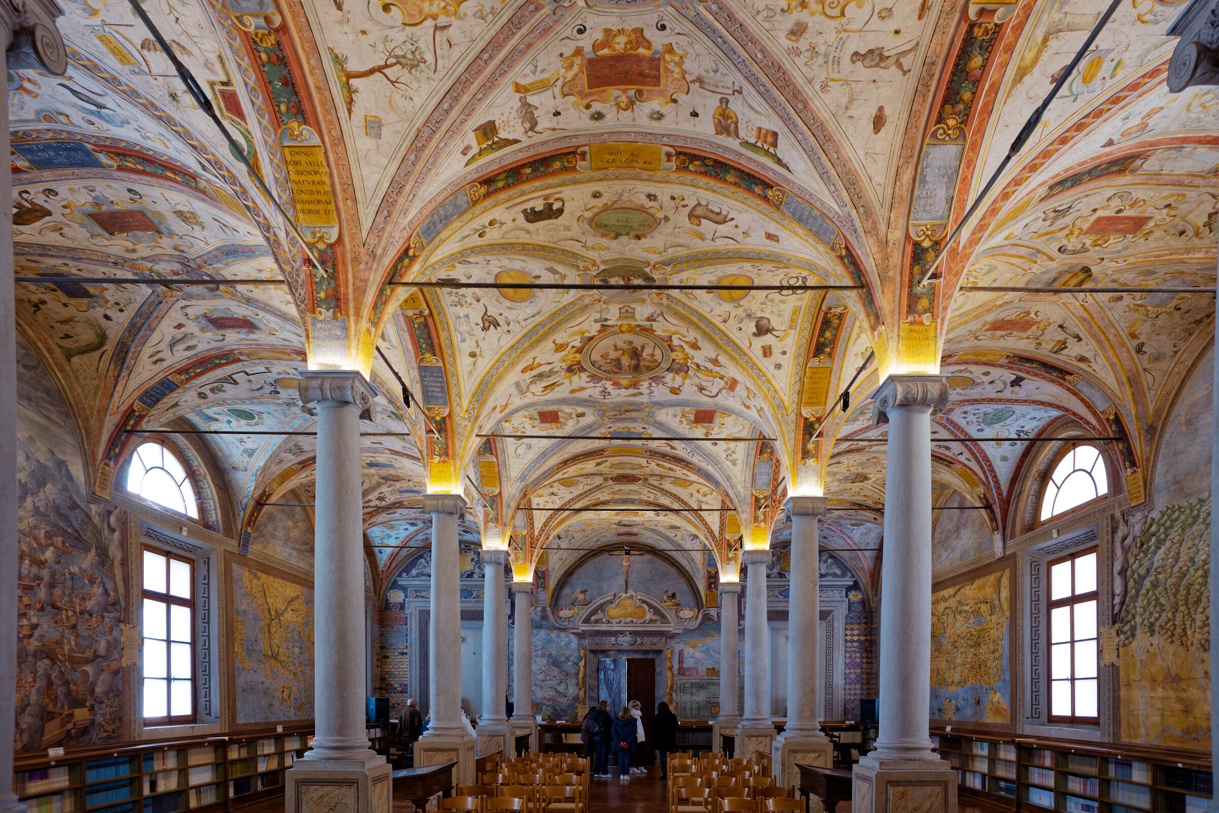 Biblioteca monumentale, Parma