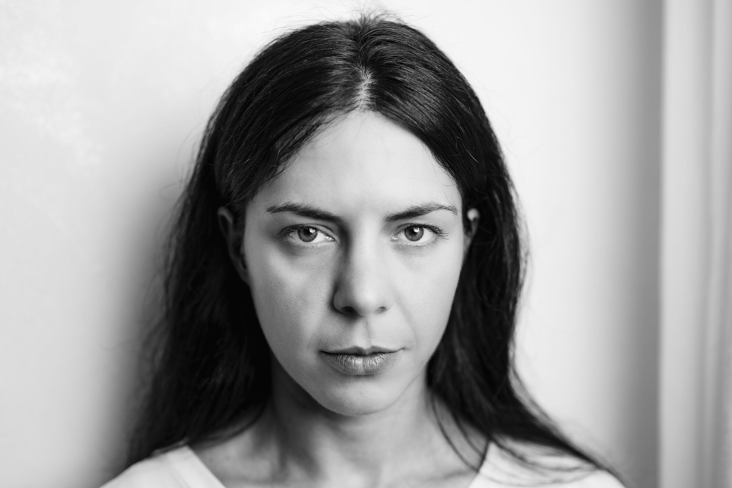 Ritratto semplice in bn primo piano Liz