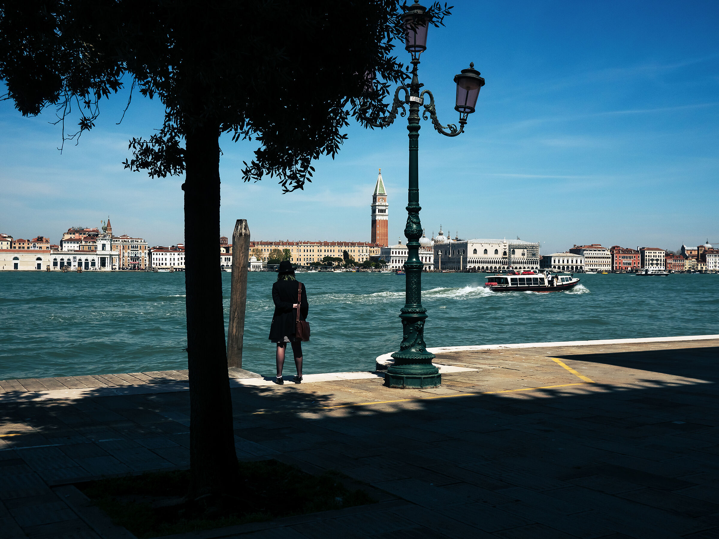 Venetian Glimpse