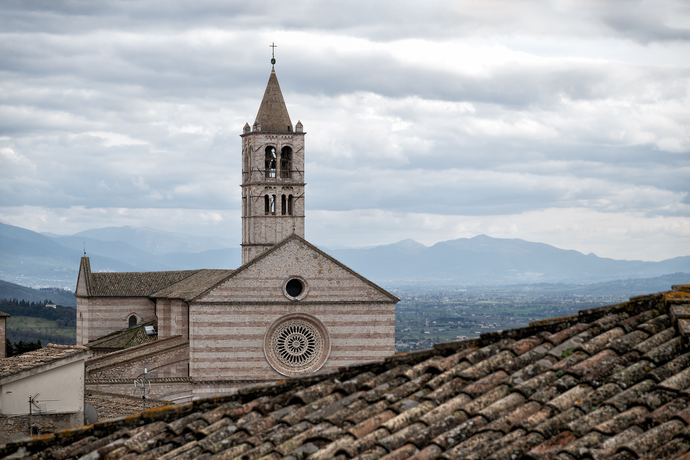 View over the rooftops of Assisi