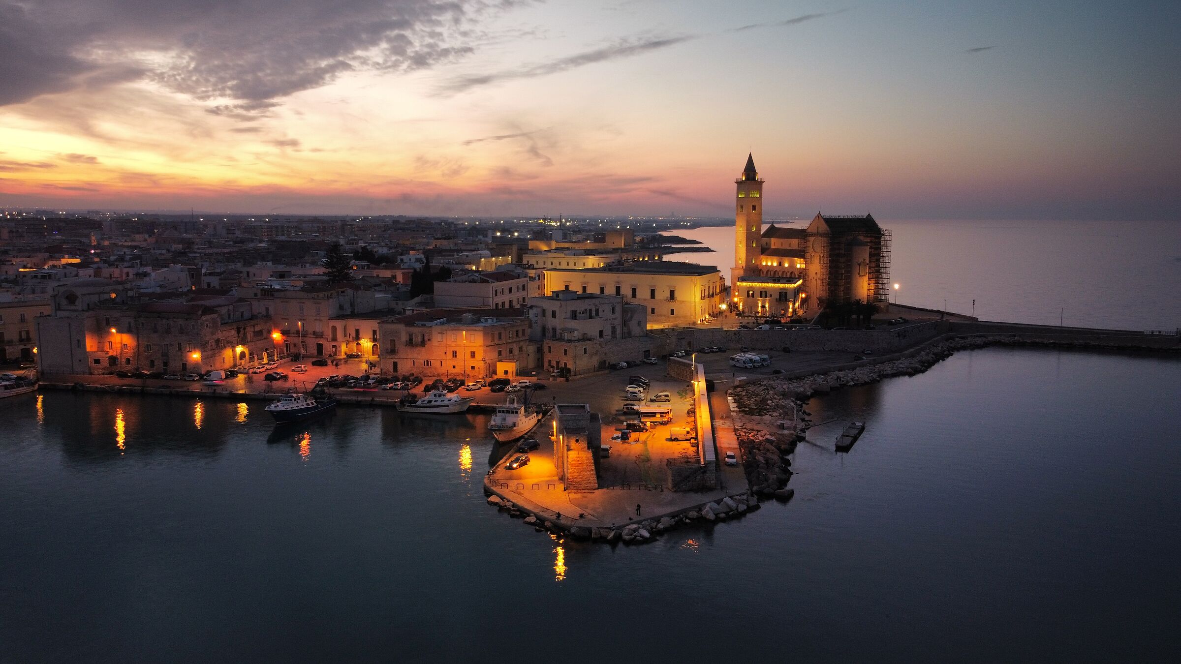 Cattedrale di Trani al tramonto