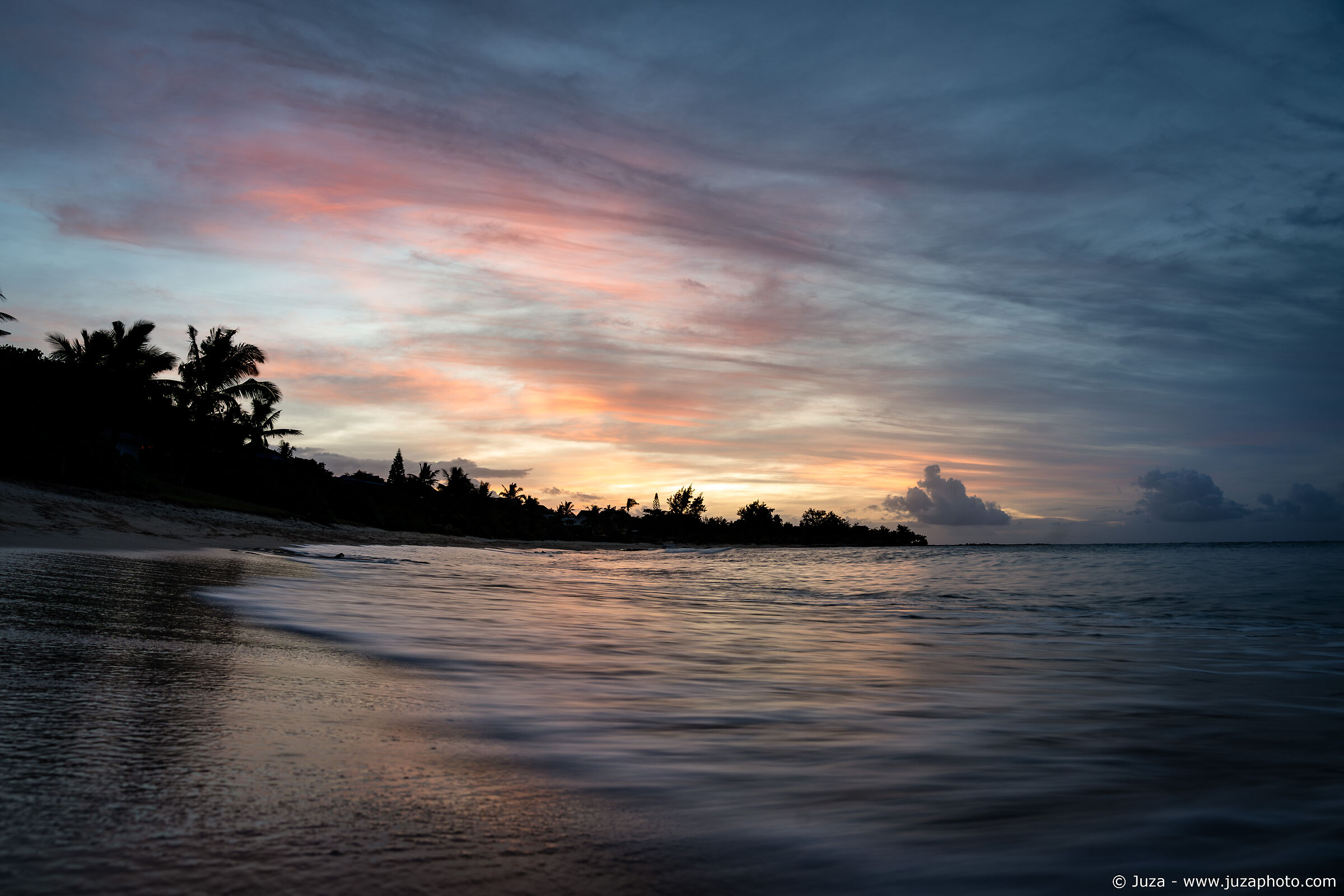 Sfumature dopo il tramonto, Grand Baie