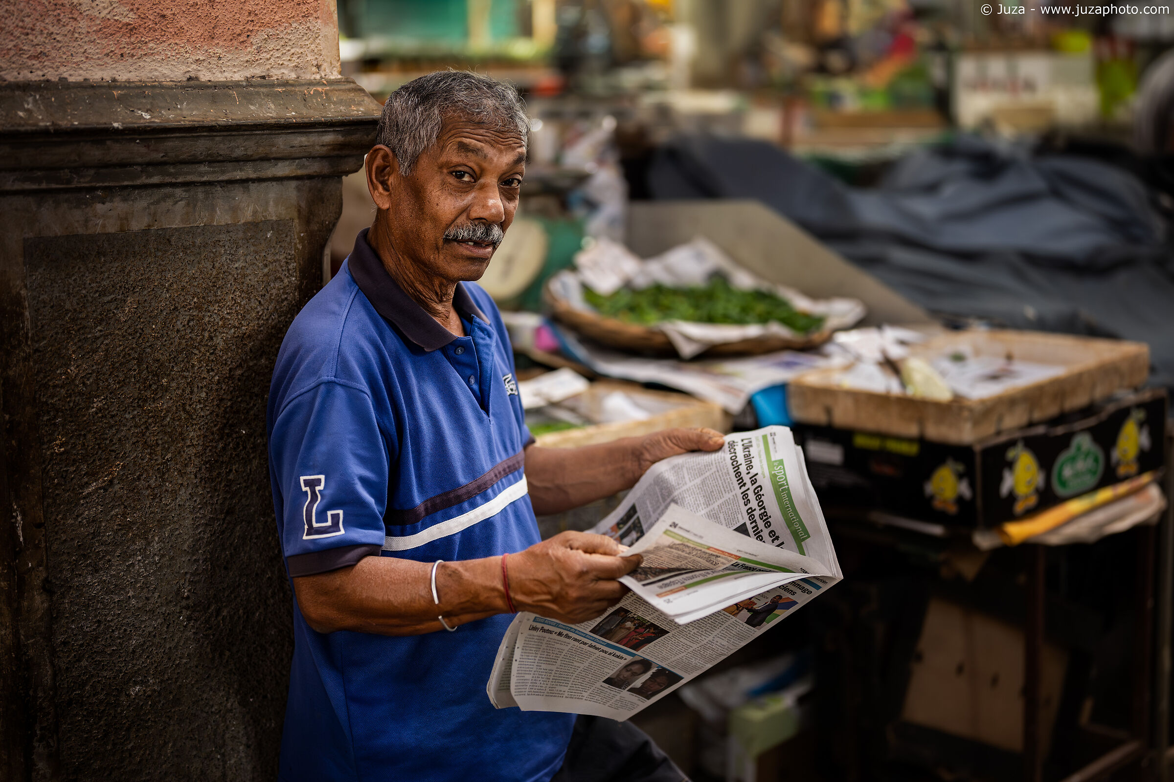 Mercato di Port Louis, il giornale
