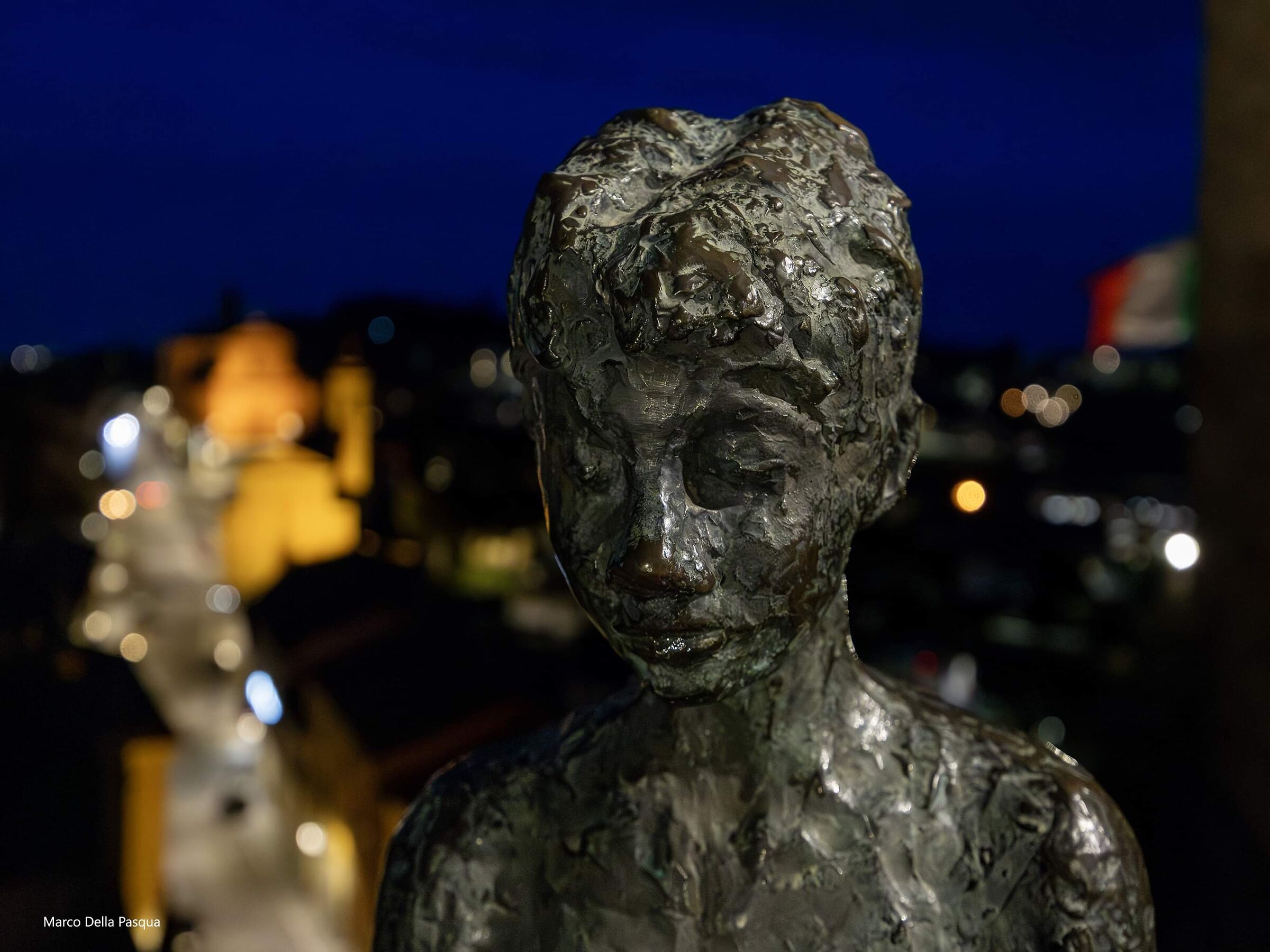 The little girl on the wall