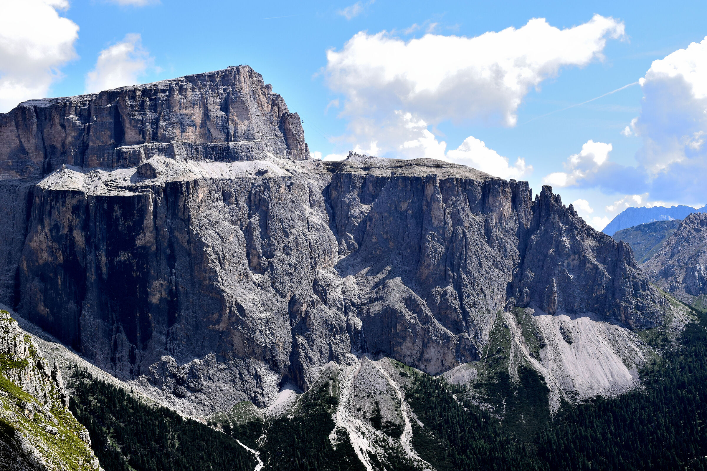 Pordoi visto dal Sella