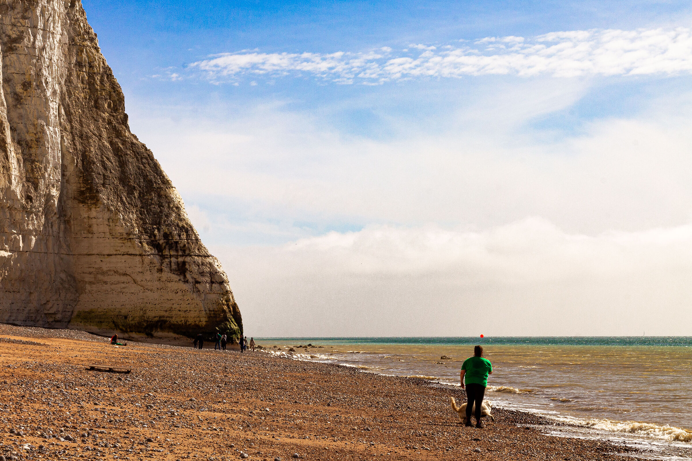Cliffs Dog- Canon EOS 1100D f18 1/160 ISO 100