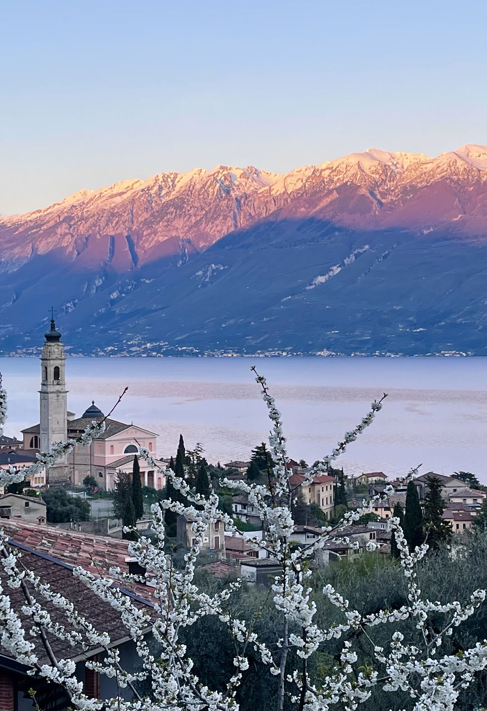 Vista sul monte Baldo da Gargnano