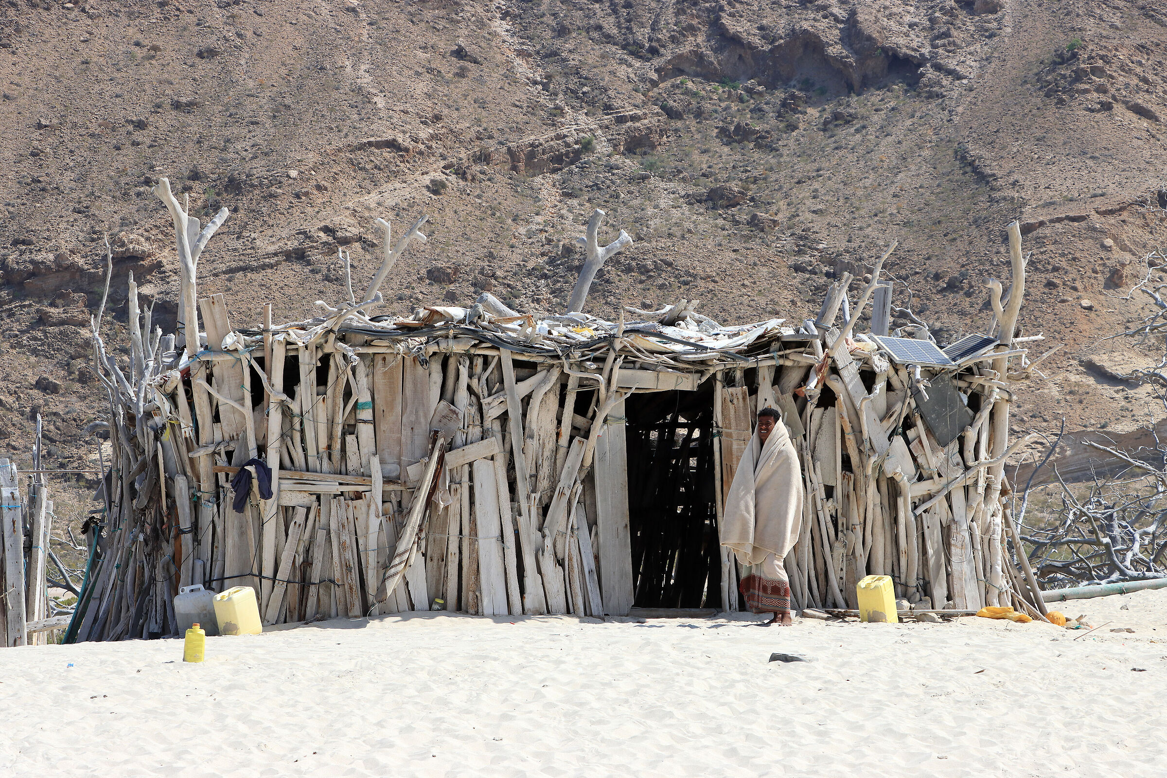 S O C O T R A- I live here...