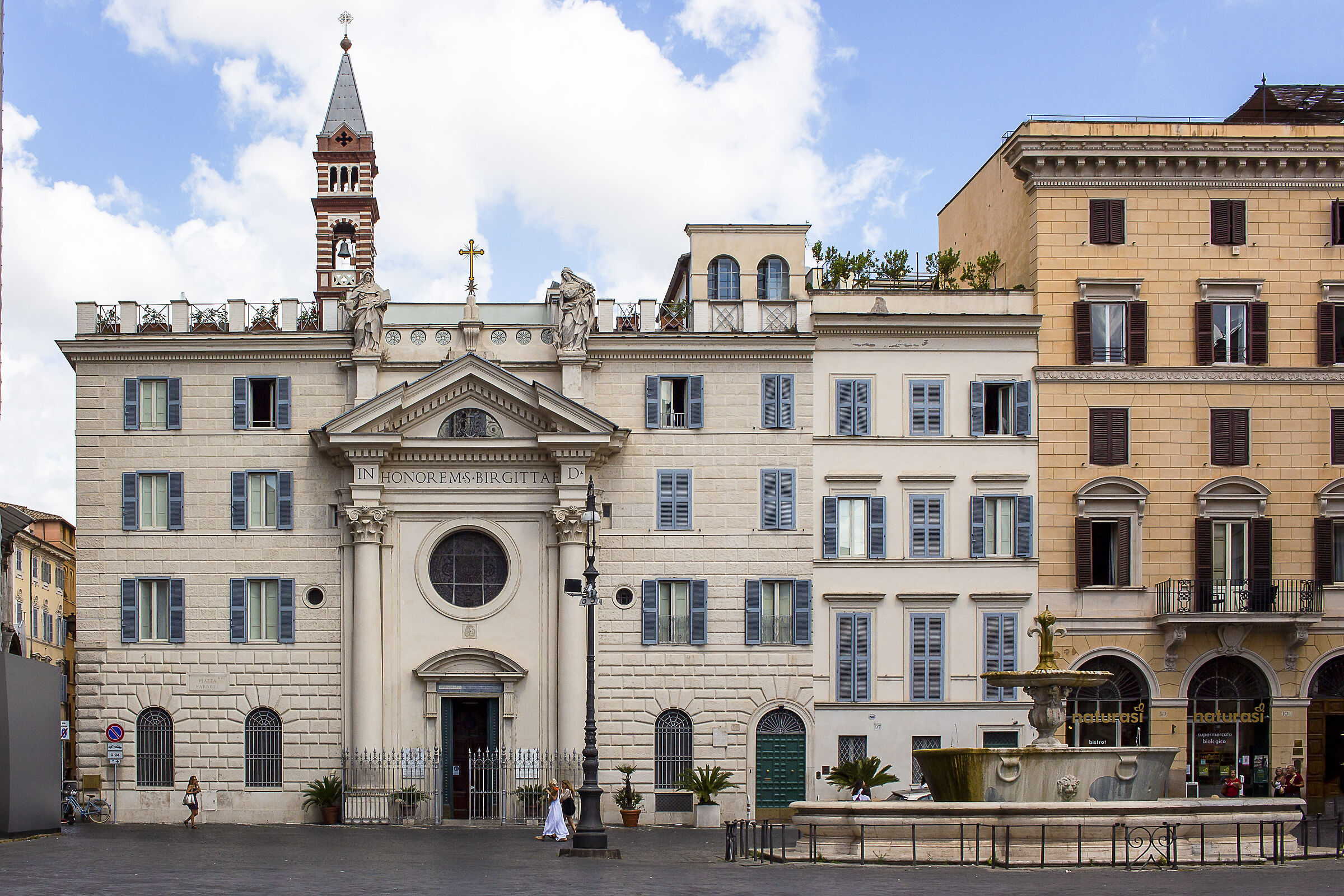Chiesa di Santa Brigida (8 foto)