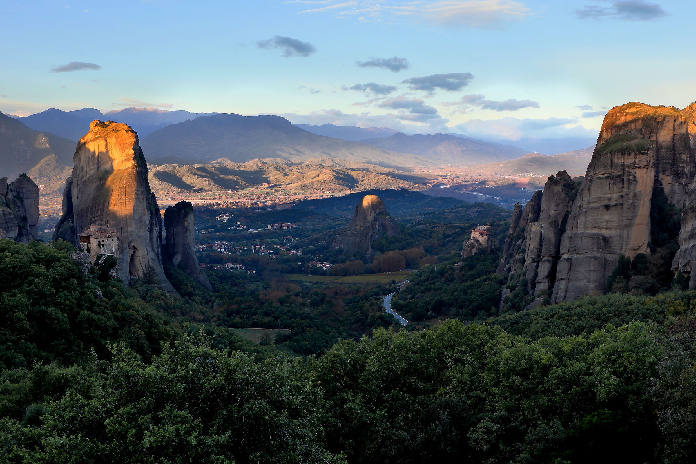 Meteora all'alba