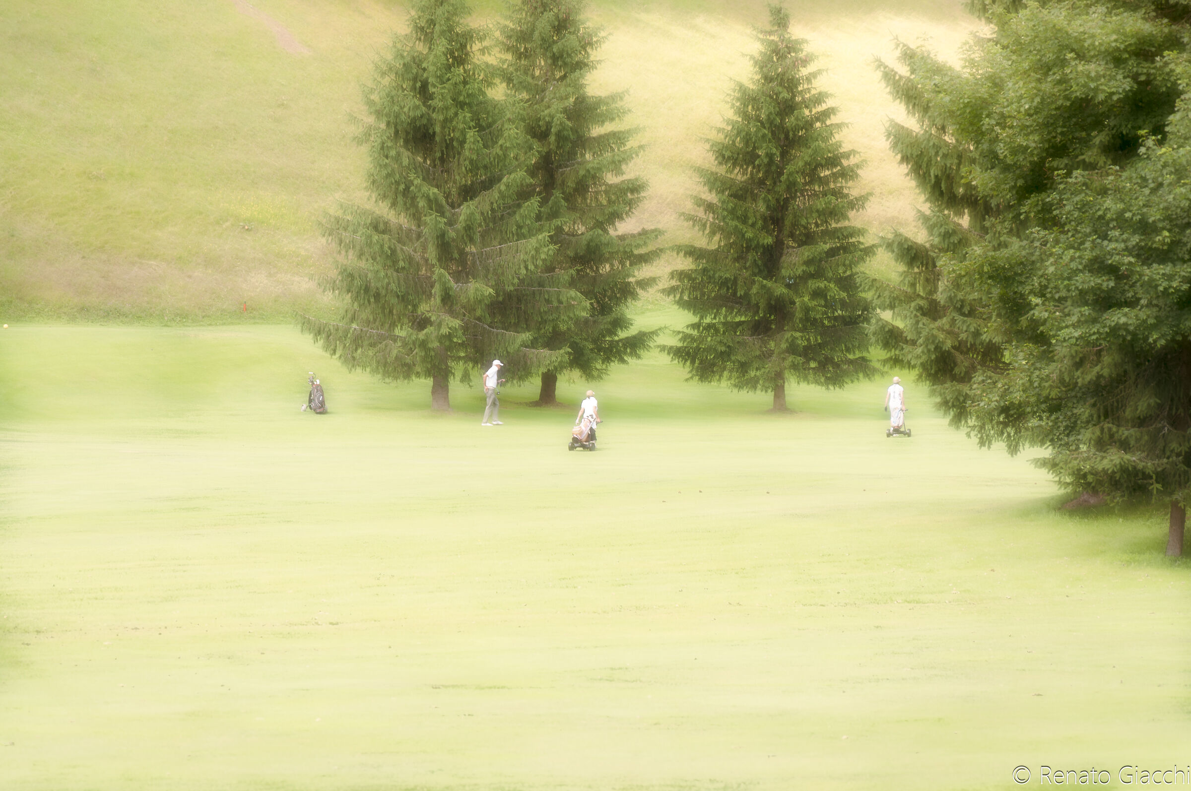 Golfisti nella nebbia