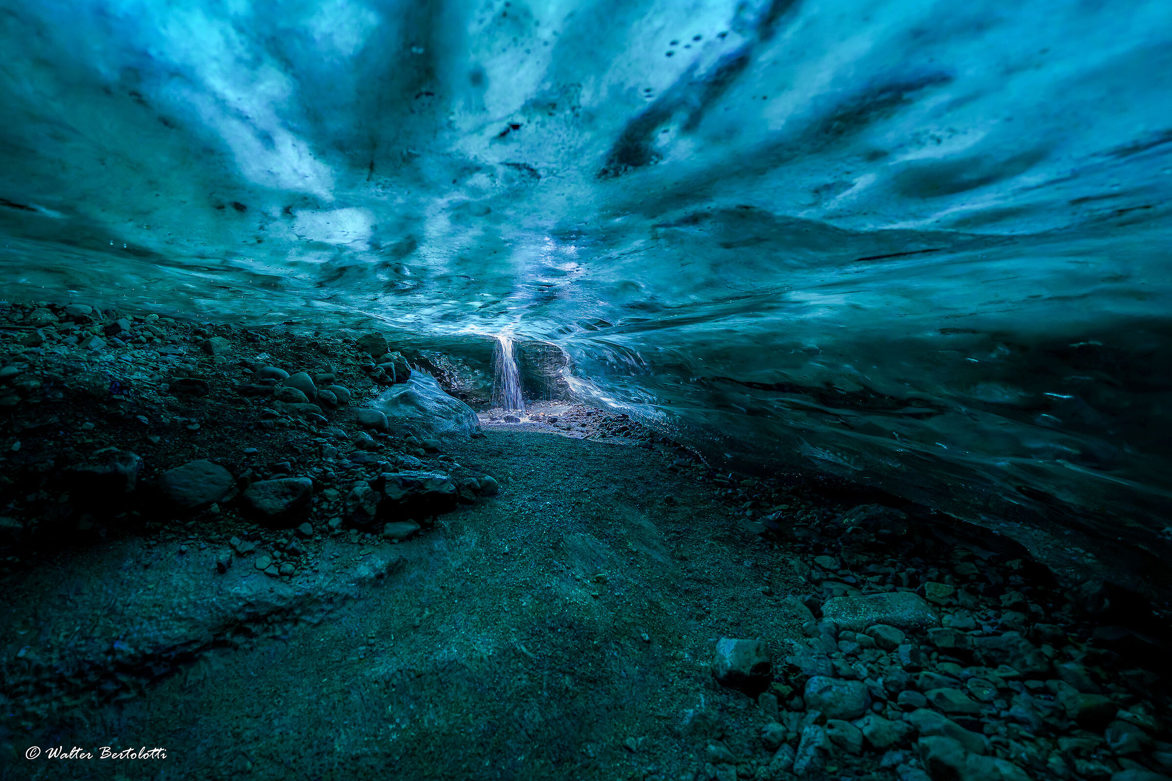 Towards the heart of the glacier