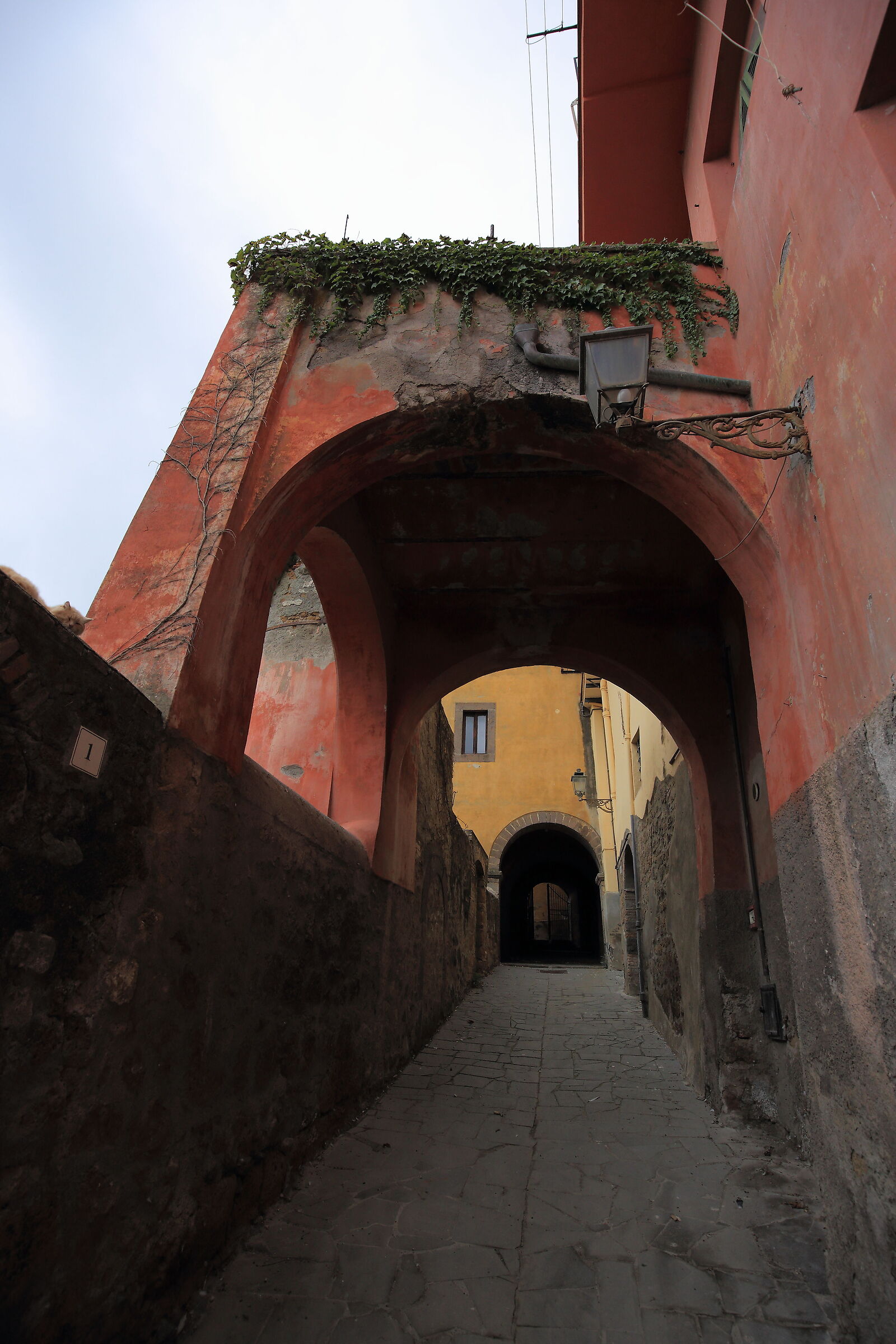 Tuscania ed i colori etruschi