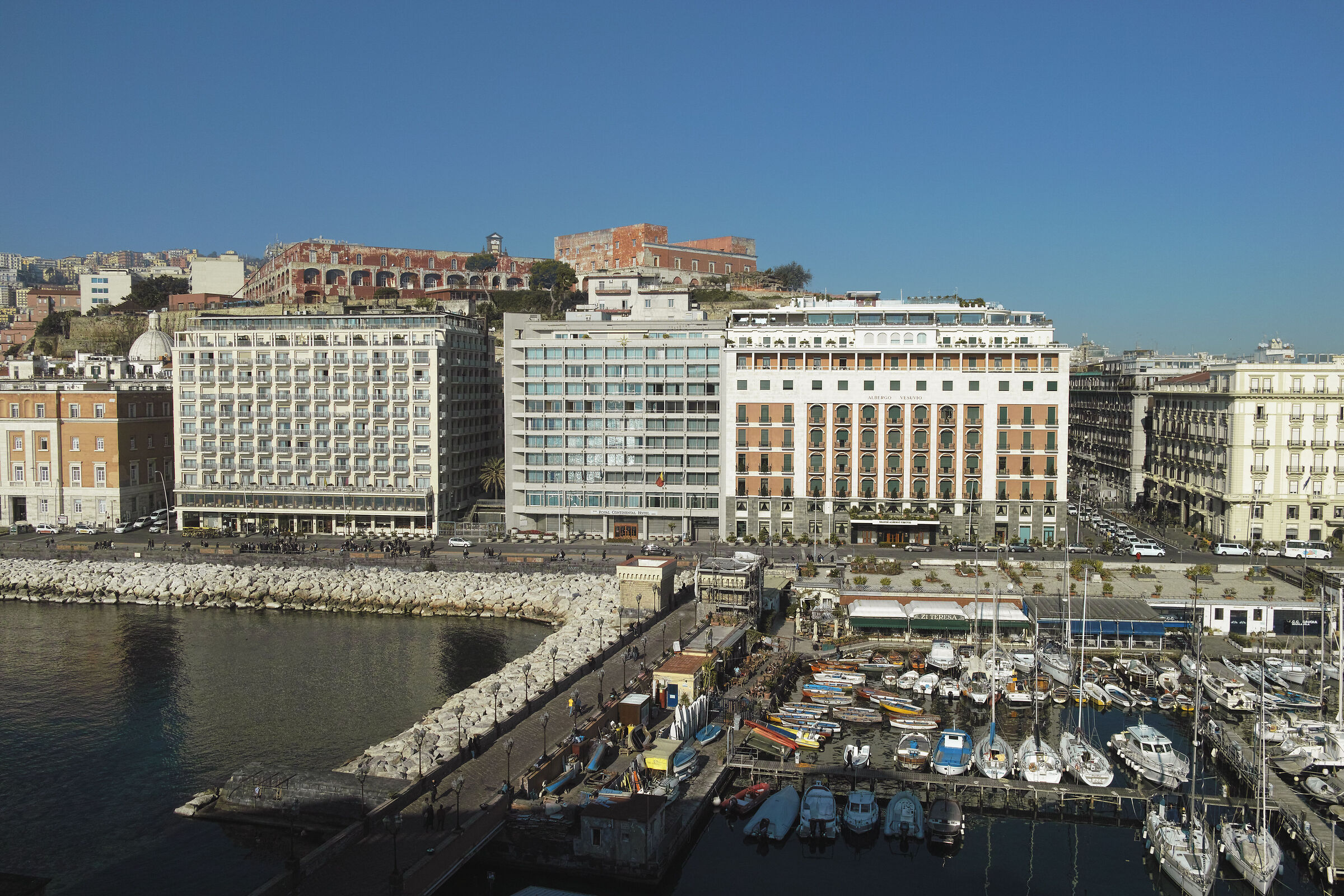 Napoli-Vista Pizzofalcone da Castel dell'Ovo