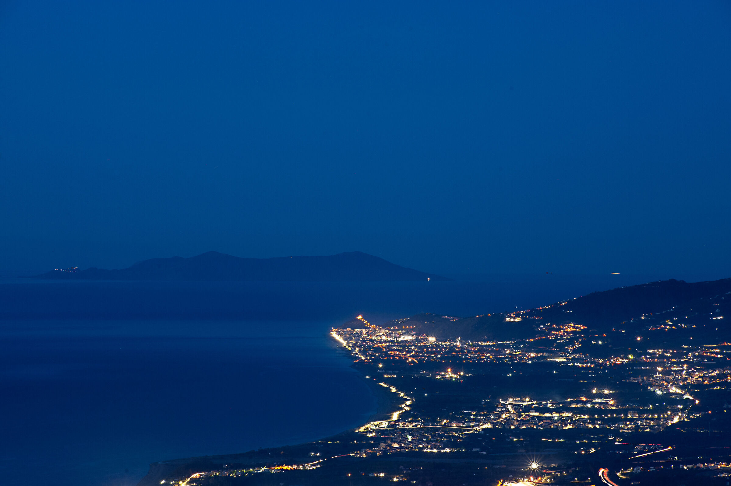 Ora blu su Capo d'Orlando e Vulcano
