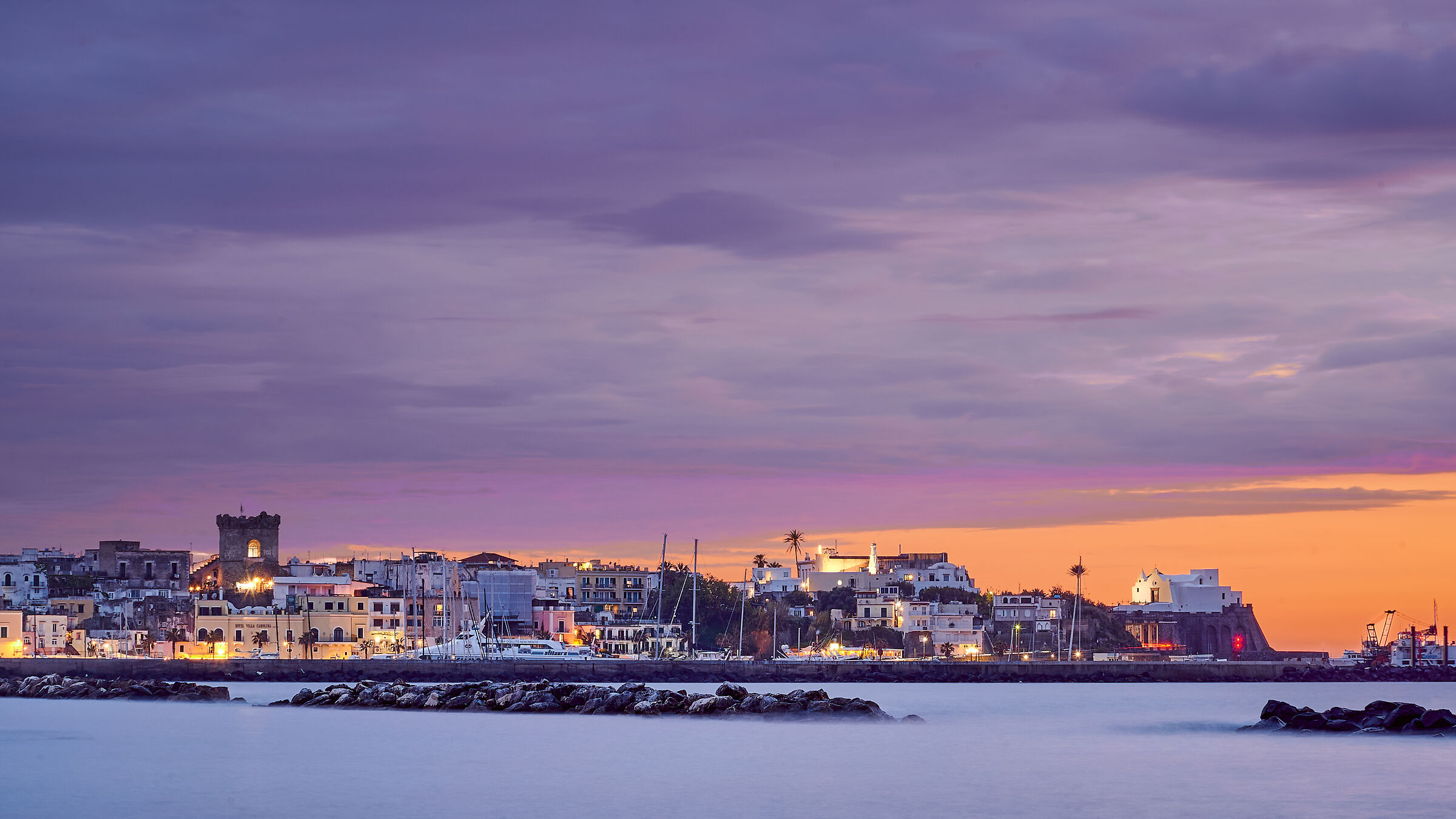 luci naturali e luci artificiali