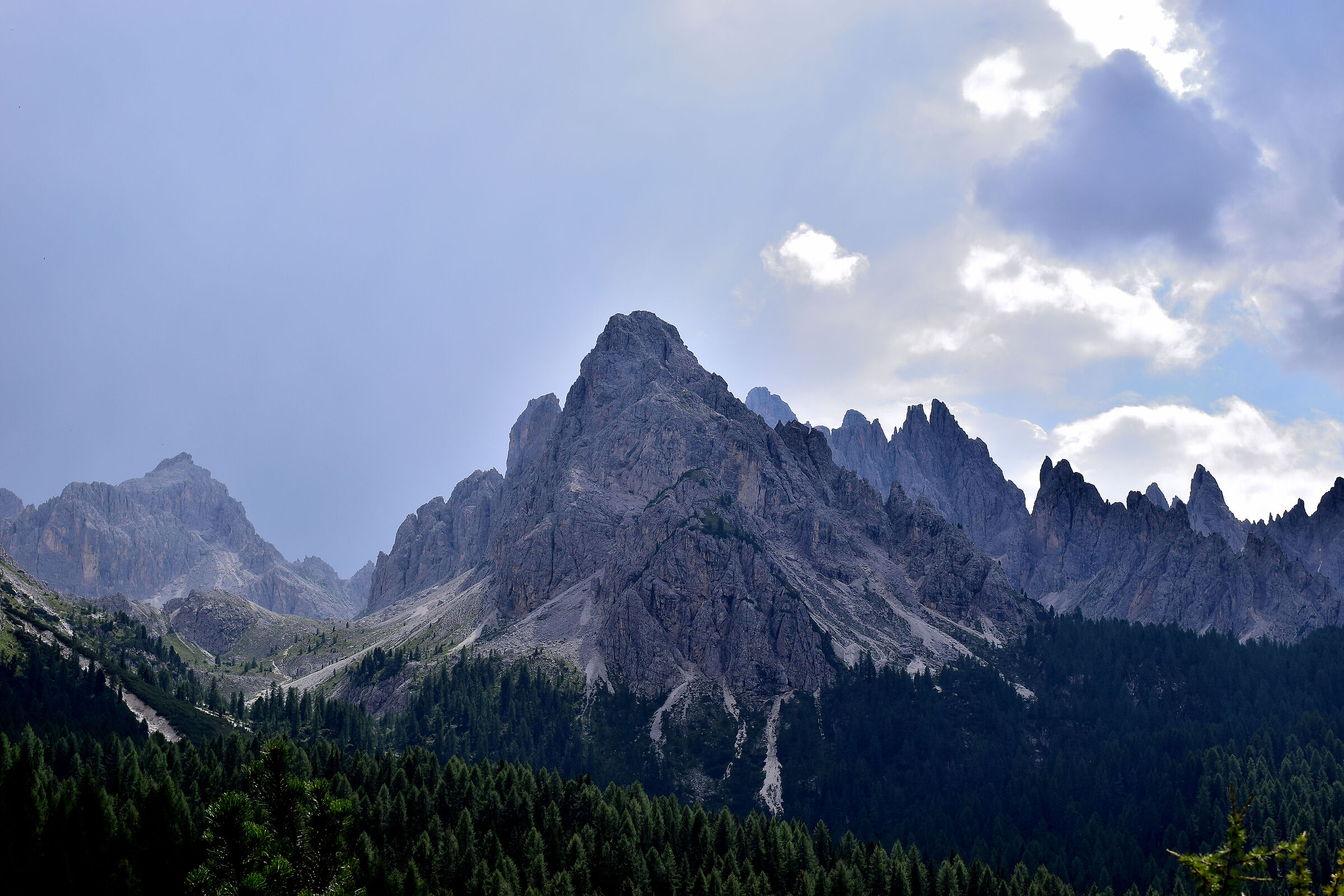 Lungo la strada panoramica per le Tre Cime