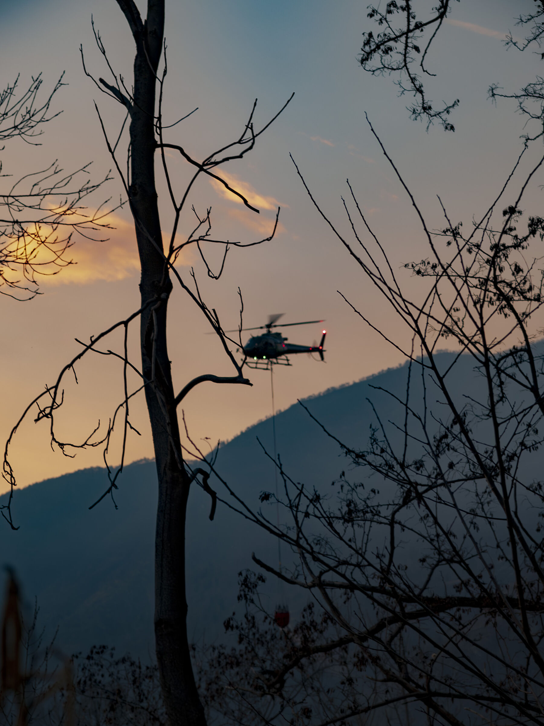 Extinguishing forest fires