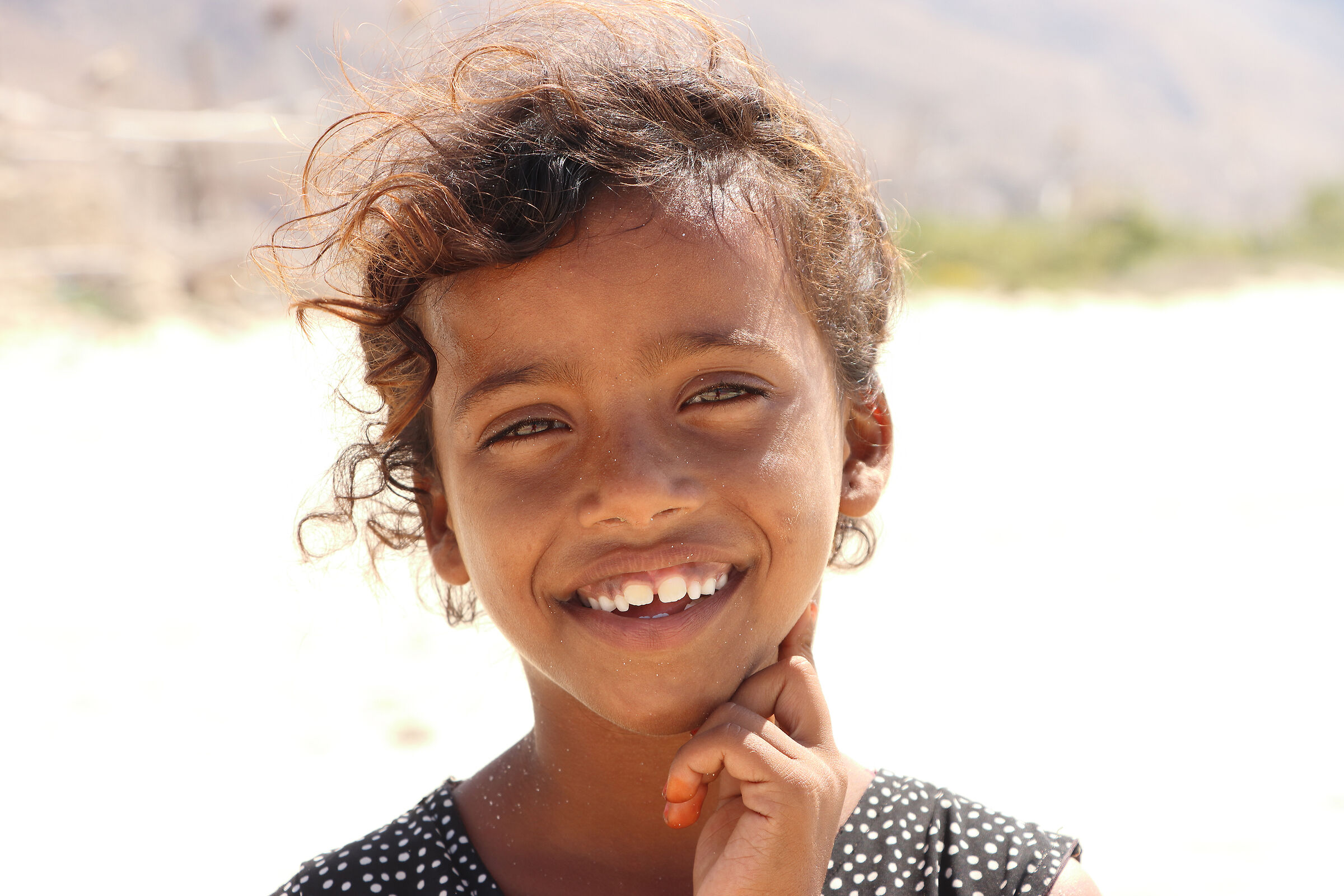 S O C O T R A - girls' smiles