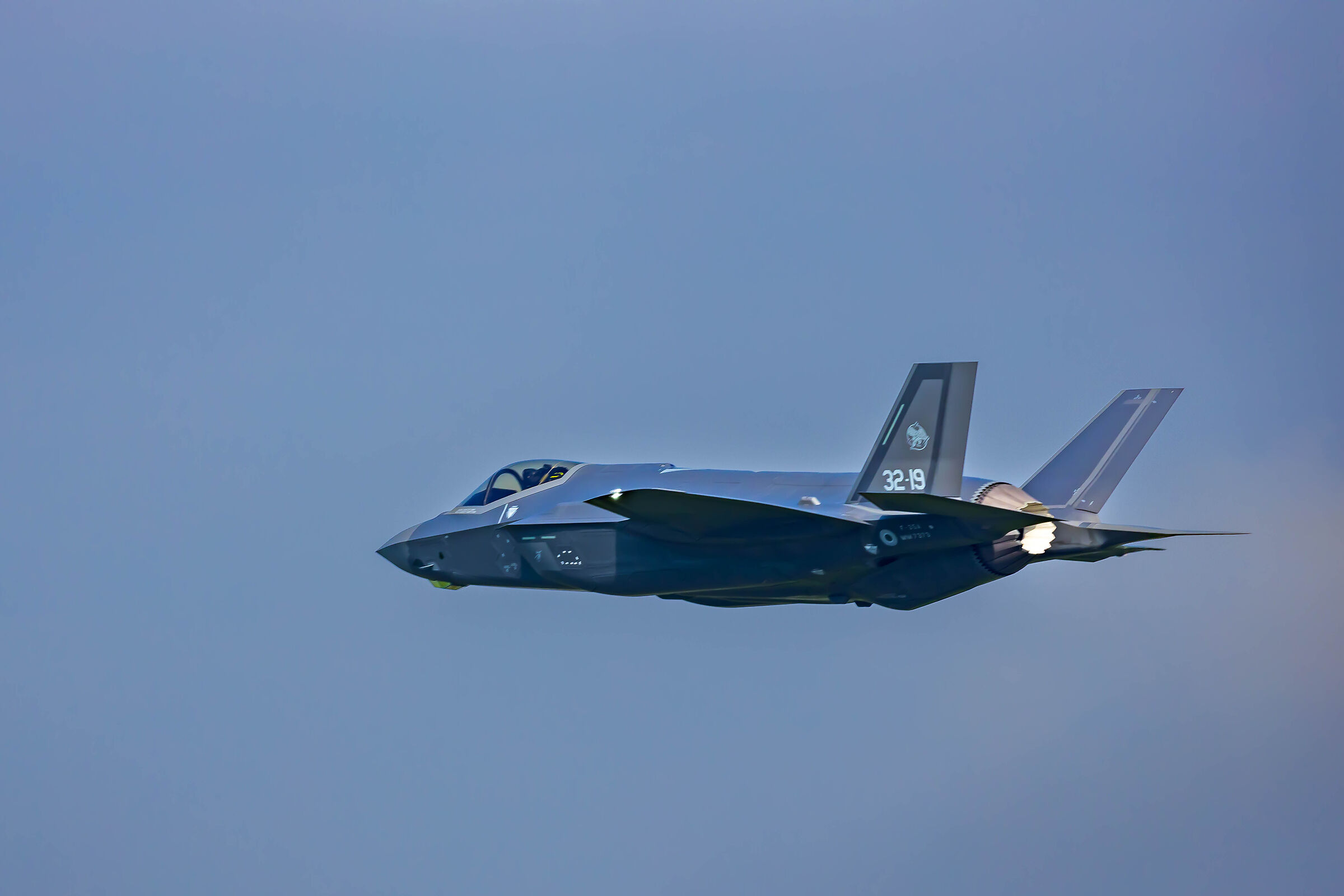 F 35 - A
