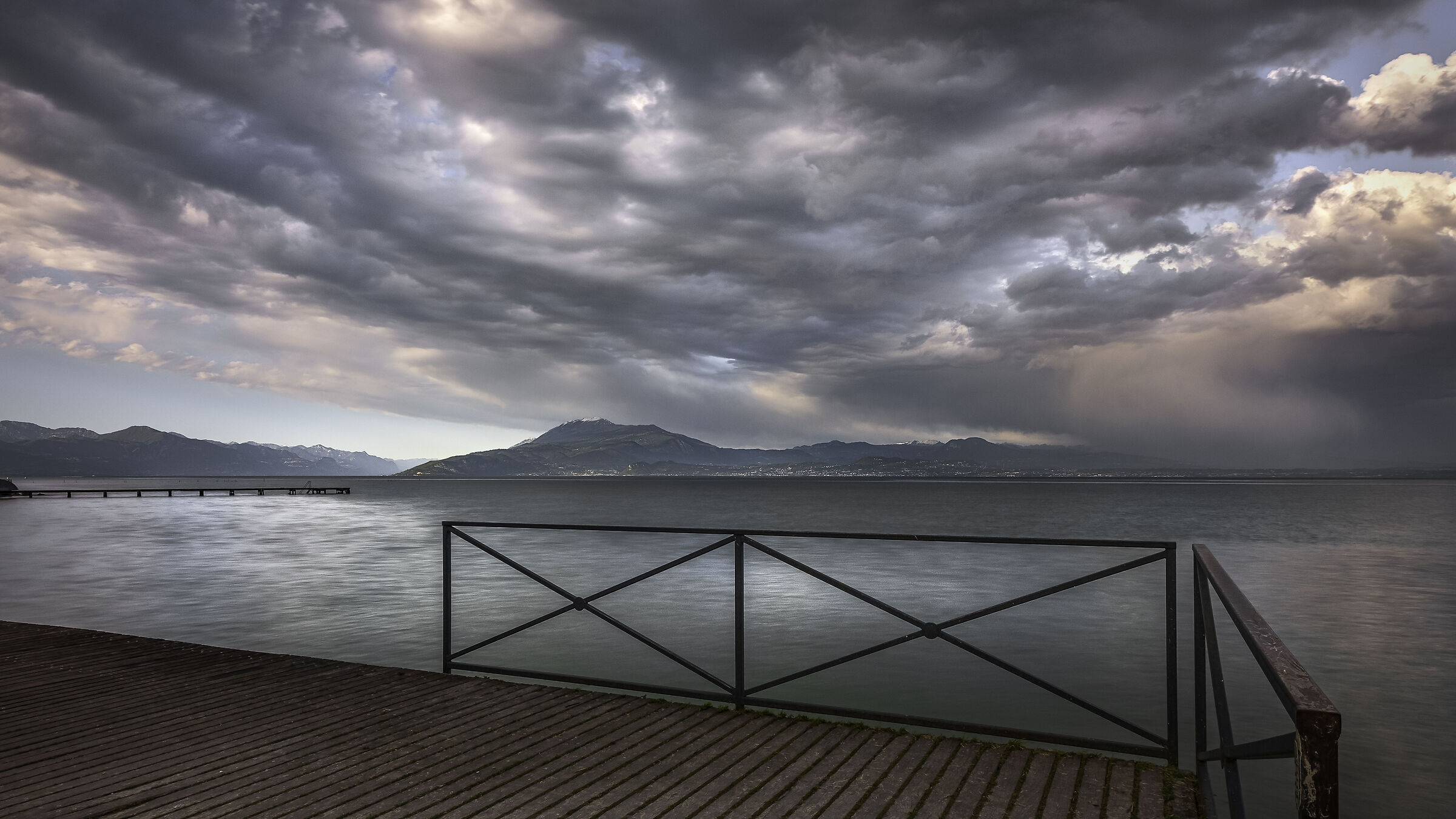 Sirmione before the storm