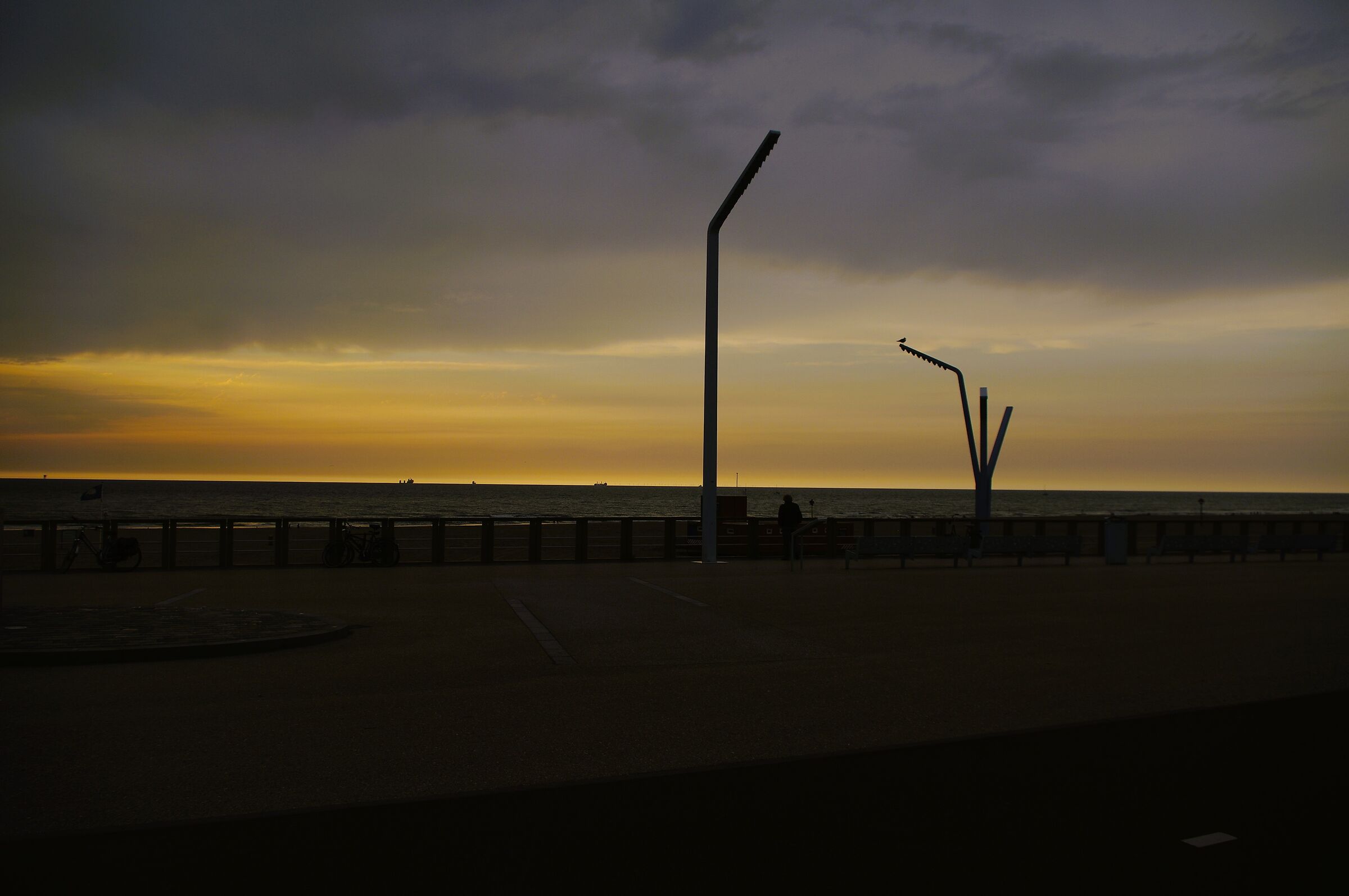 Il mare del Nord al tramonto (Olanda - De Haag)