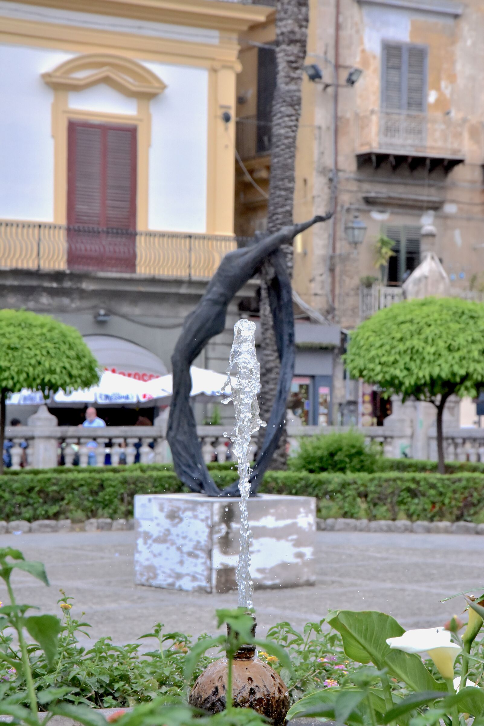 CATHEDRAL - GARDEN FOUNTAIN
