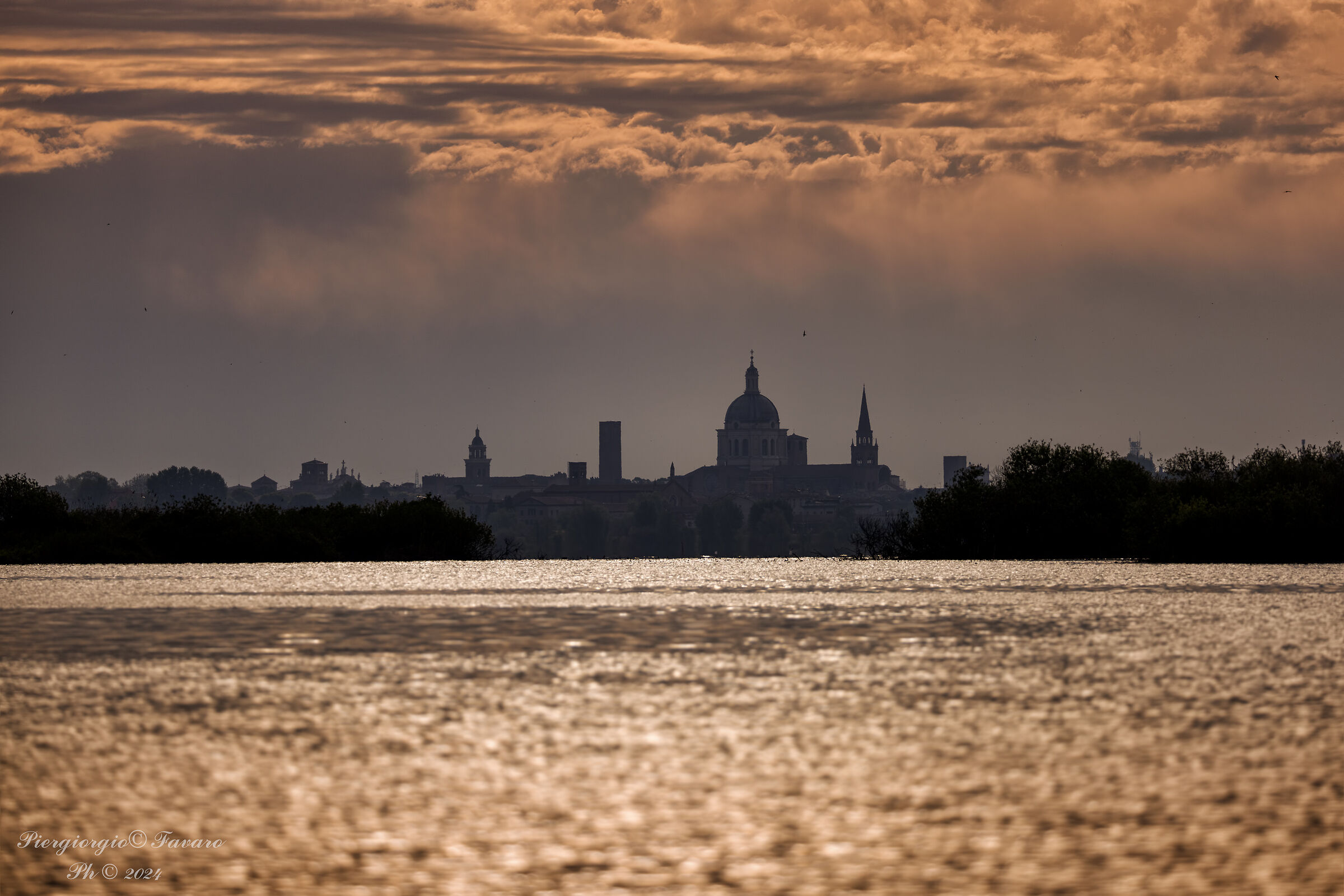 Mantova dal Lago Superiore