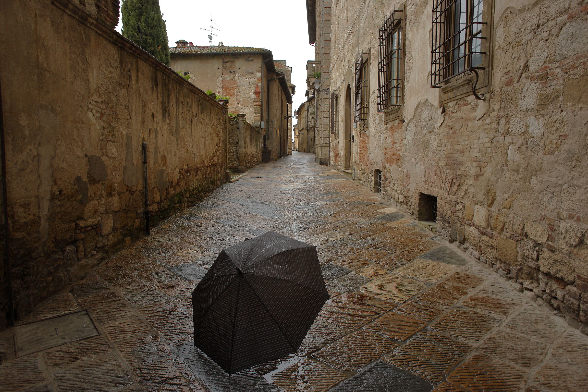 Rainy Easter Monday in Colle di Val D'Elsa
