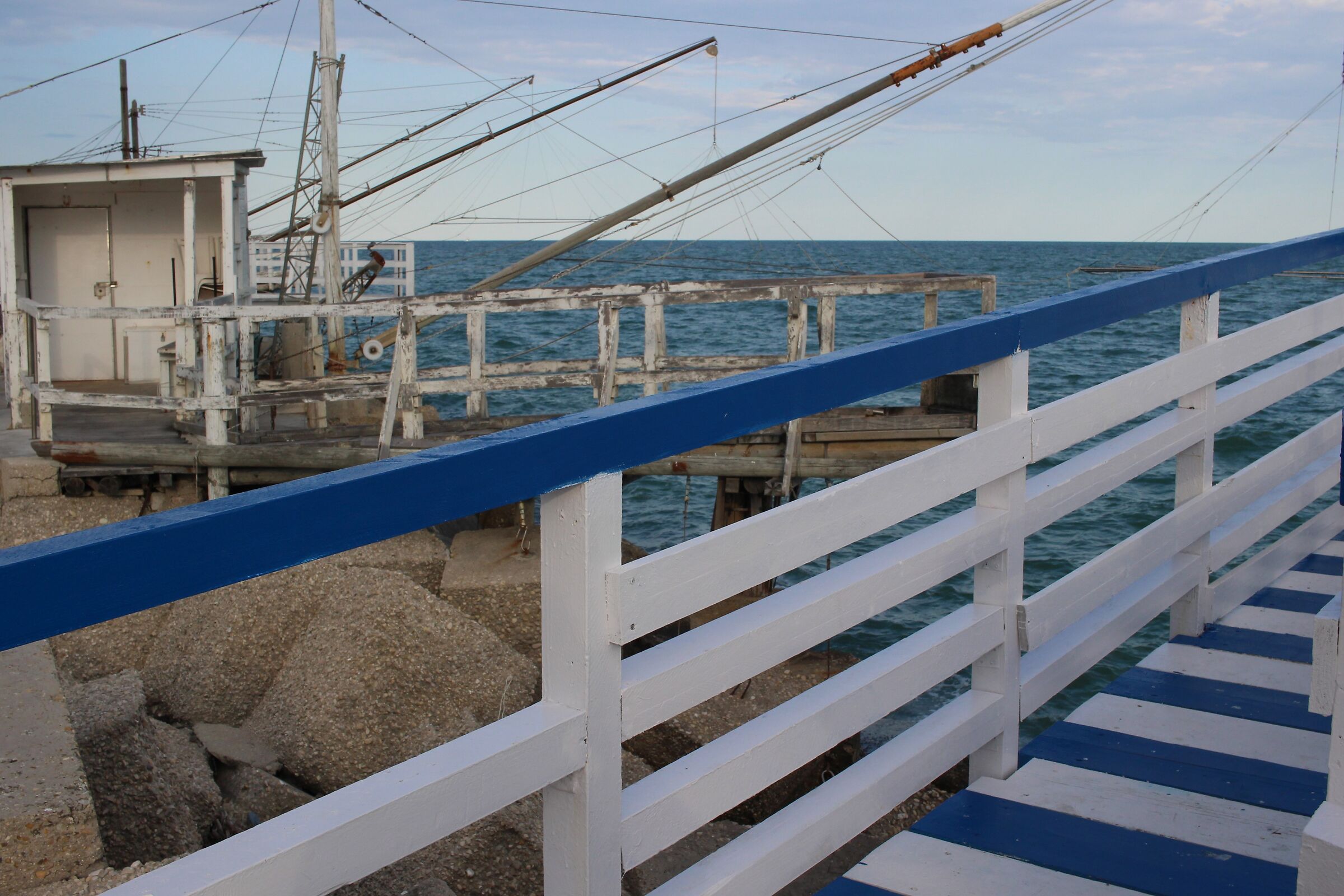 Sul molo a Giulianova