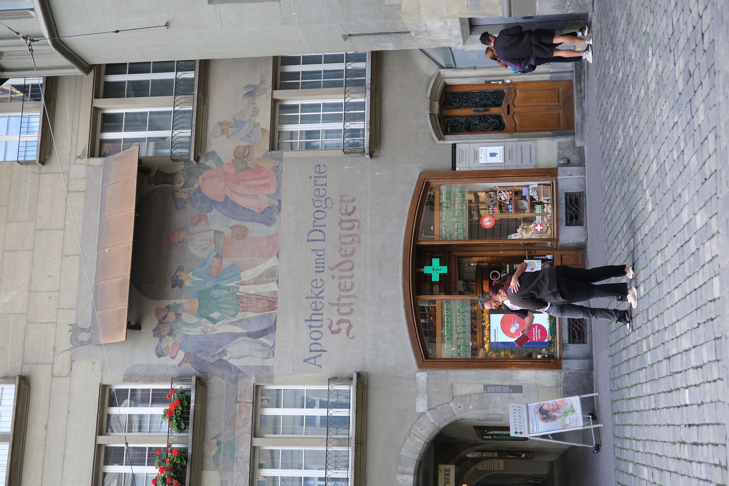 Apotheke und Drogerie Scheidegger Berna