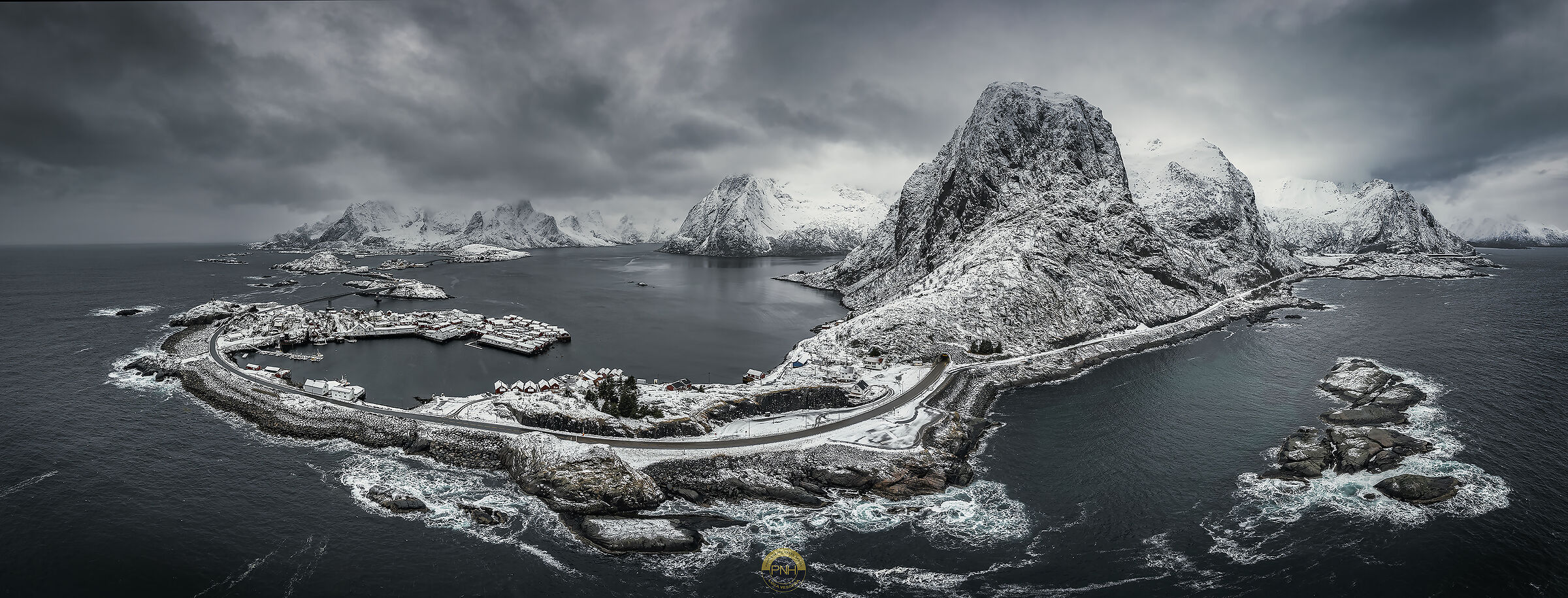 " Hamnøy Arctic Circle "