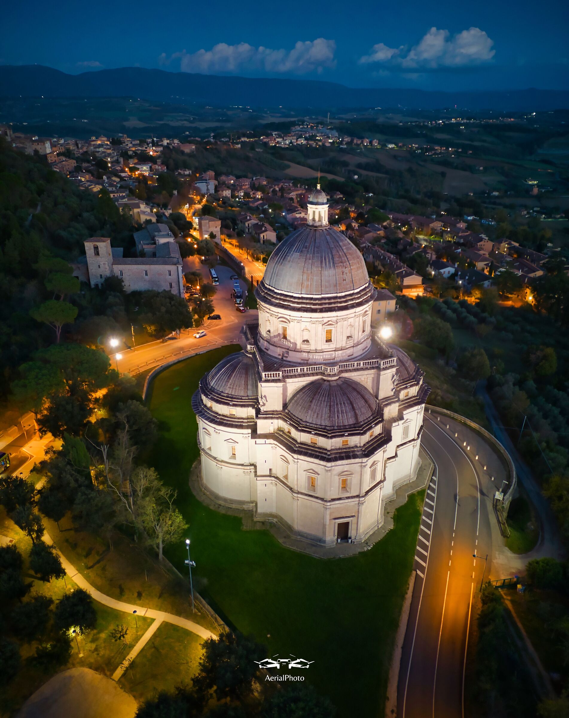Temple of S.Maria della Consolazione - Todi