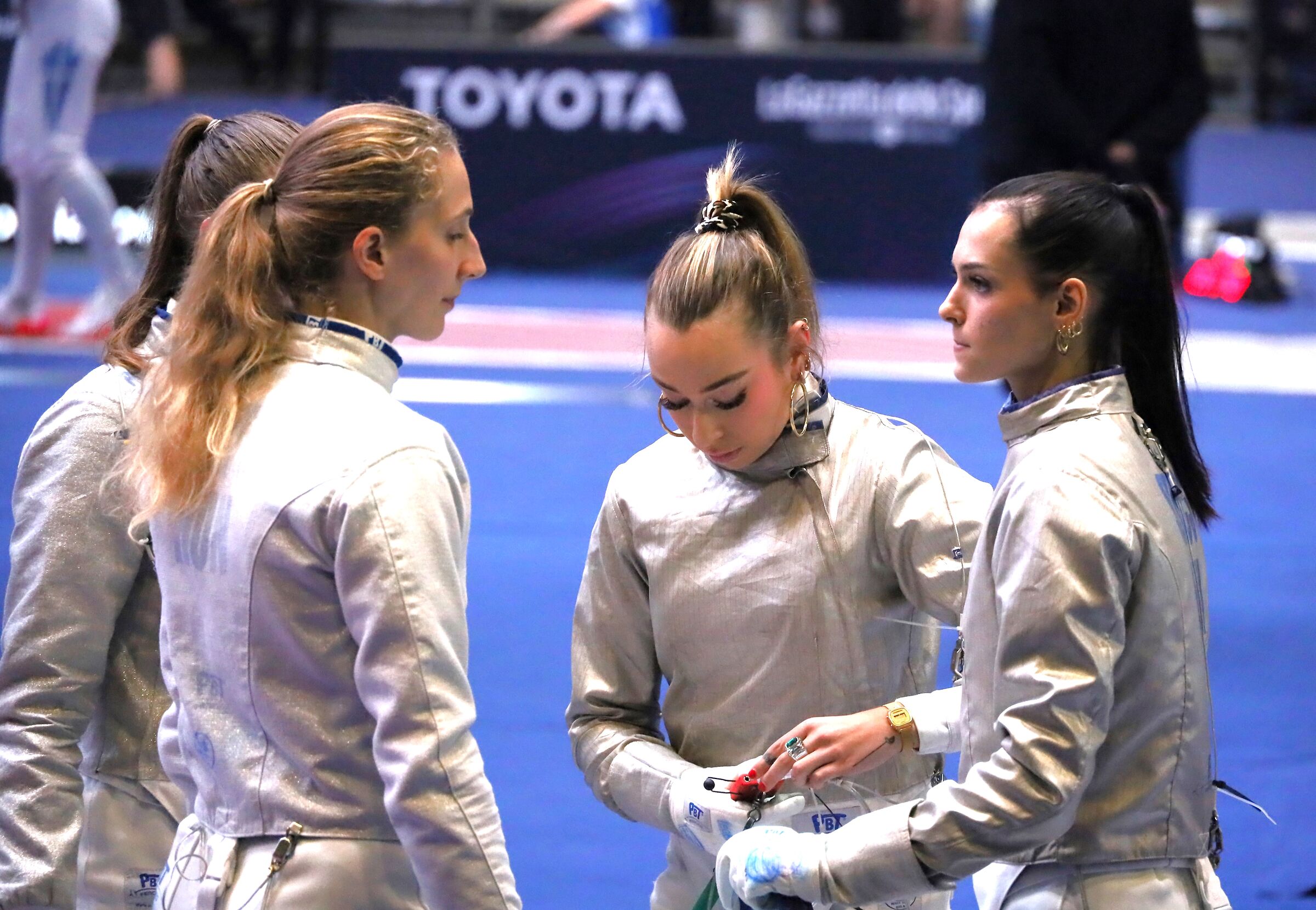 femininity and ... costume jewellery