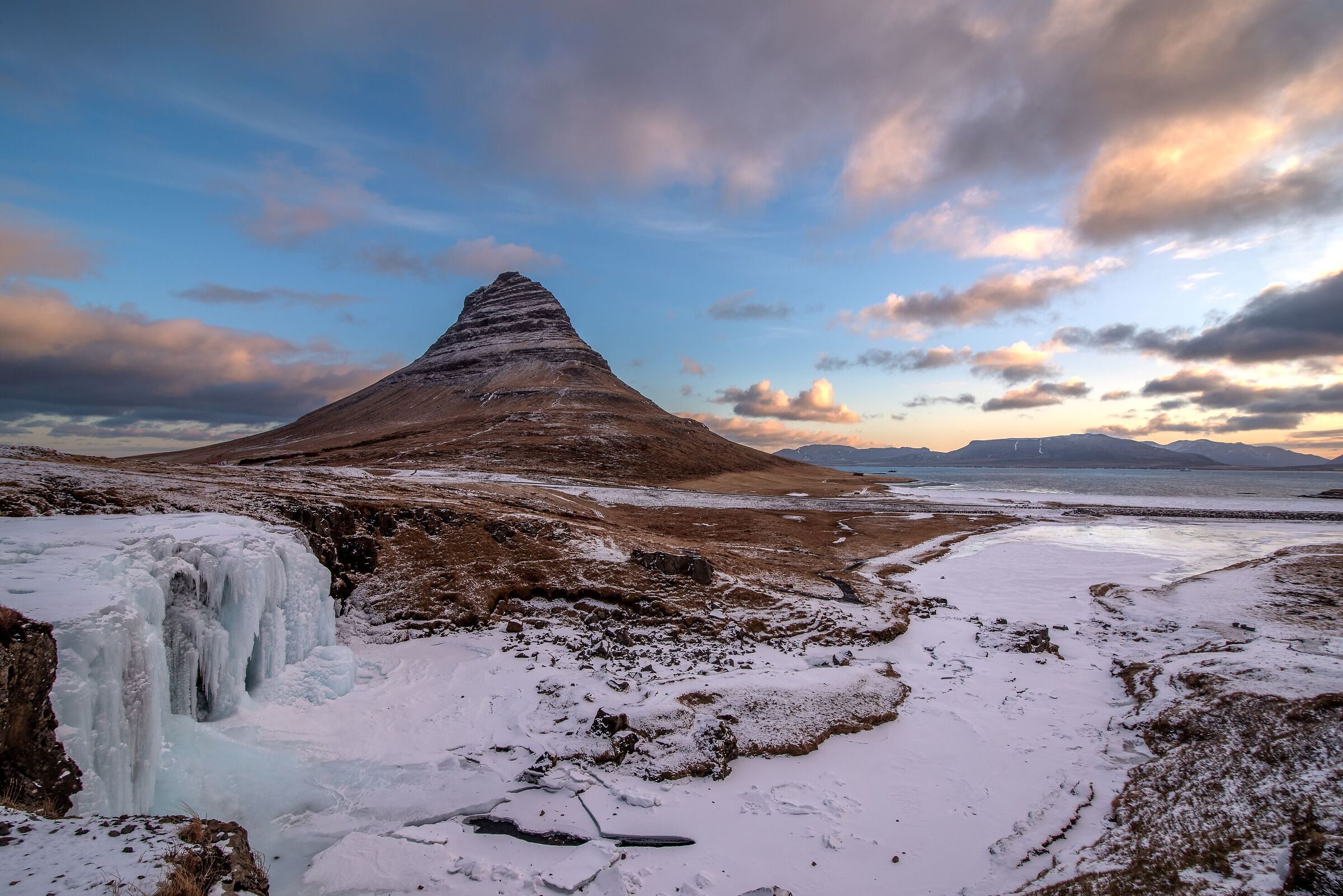 First light on Kirkjufell