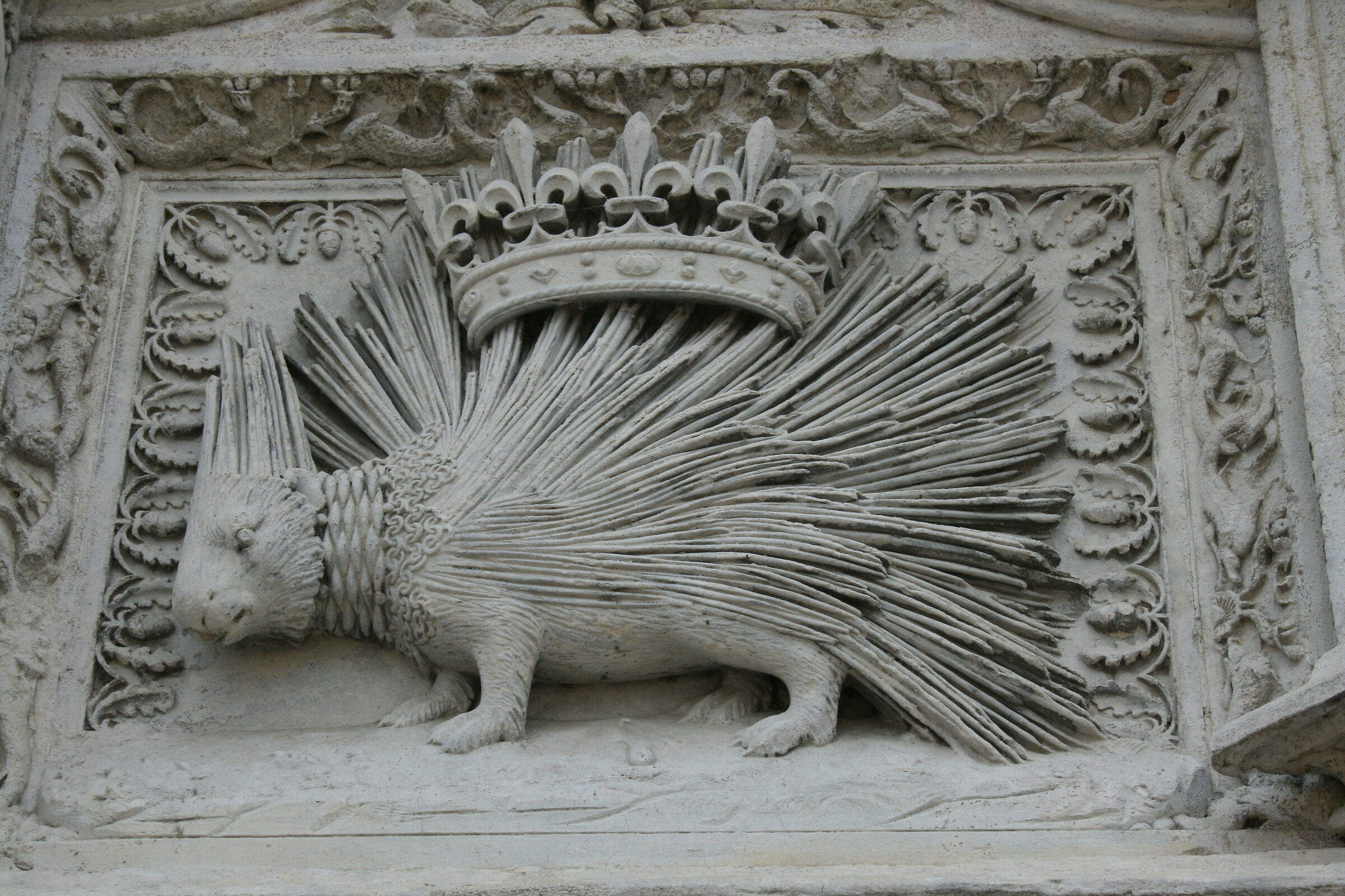 The crowned hedgehog Ordre du Porc-Epic 1394