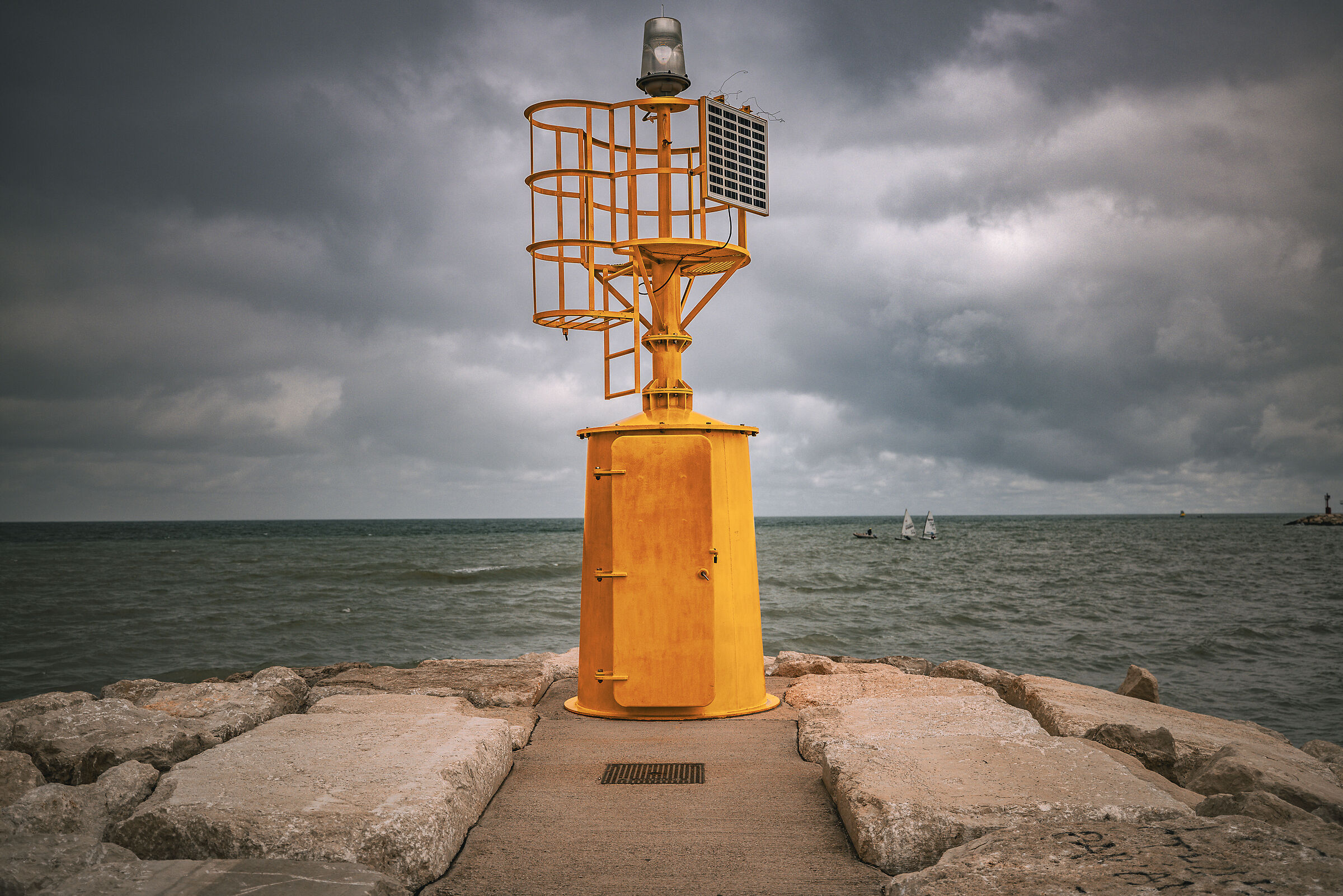 Il solito faro al 25 aprile