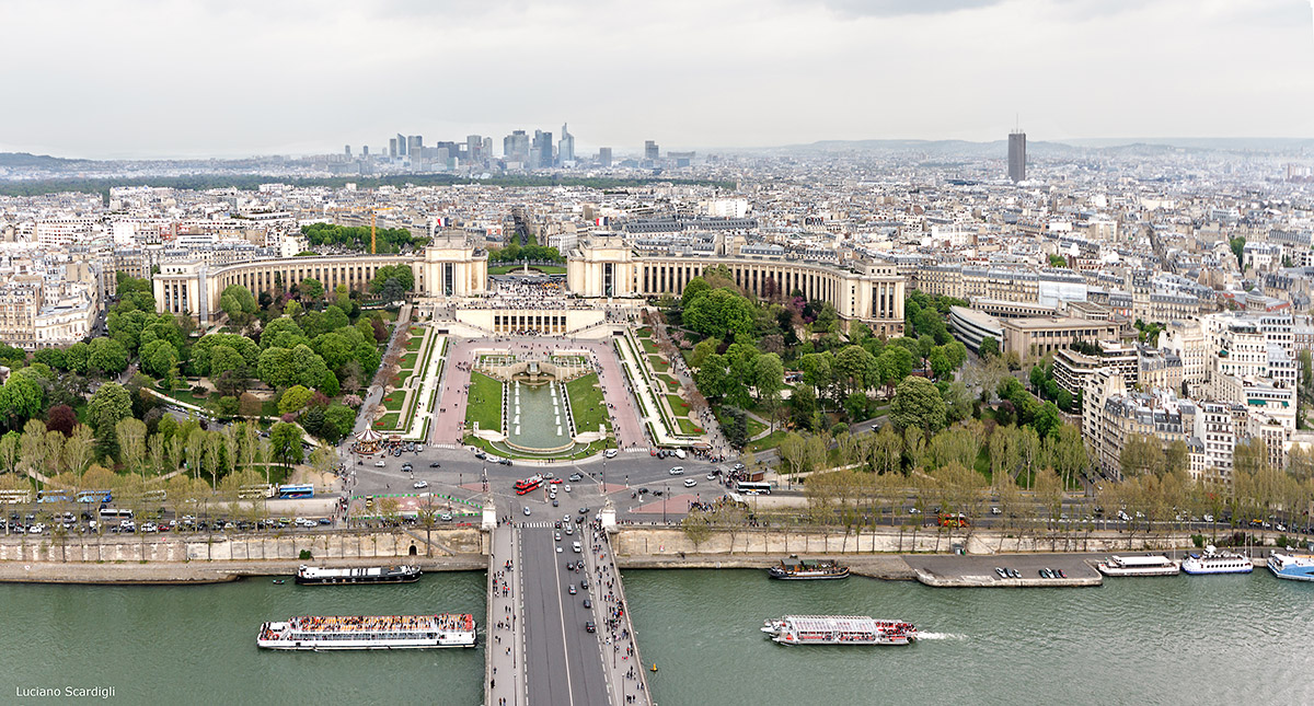 Palais Chaillot e la Defense
