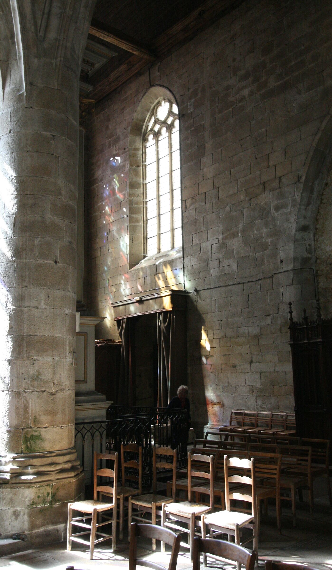 Plays of light, Eglise Saint-Malo in Dinan