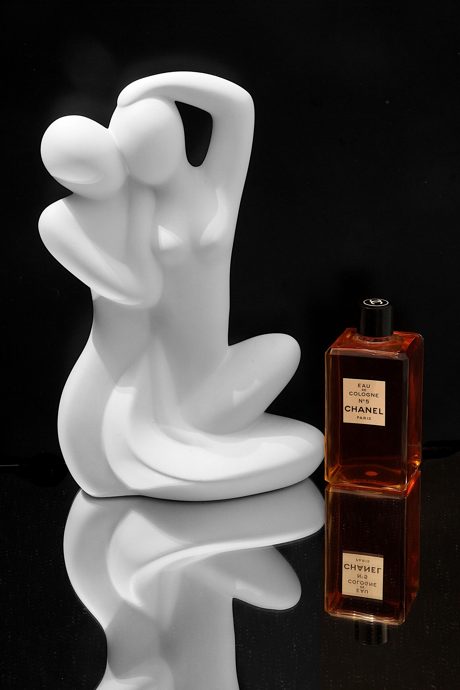 "indossando solo 2 gocce di chanel n°5"