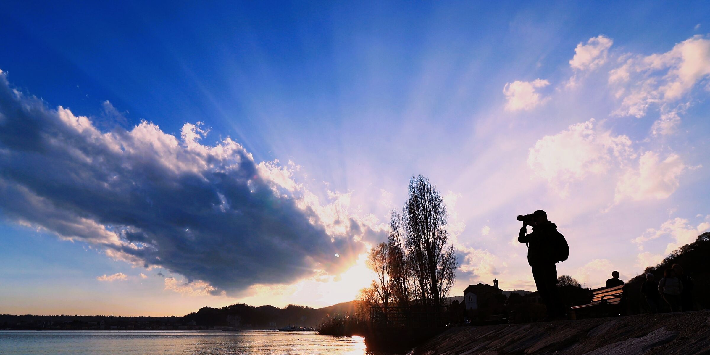 Waiting for the sunset on Lake Maggiore