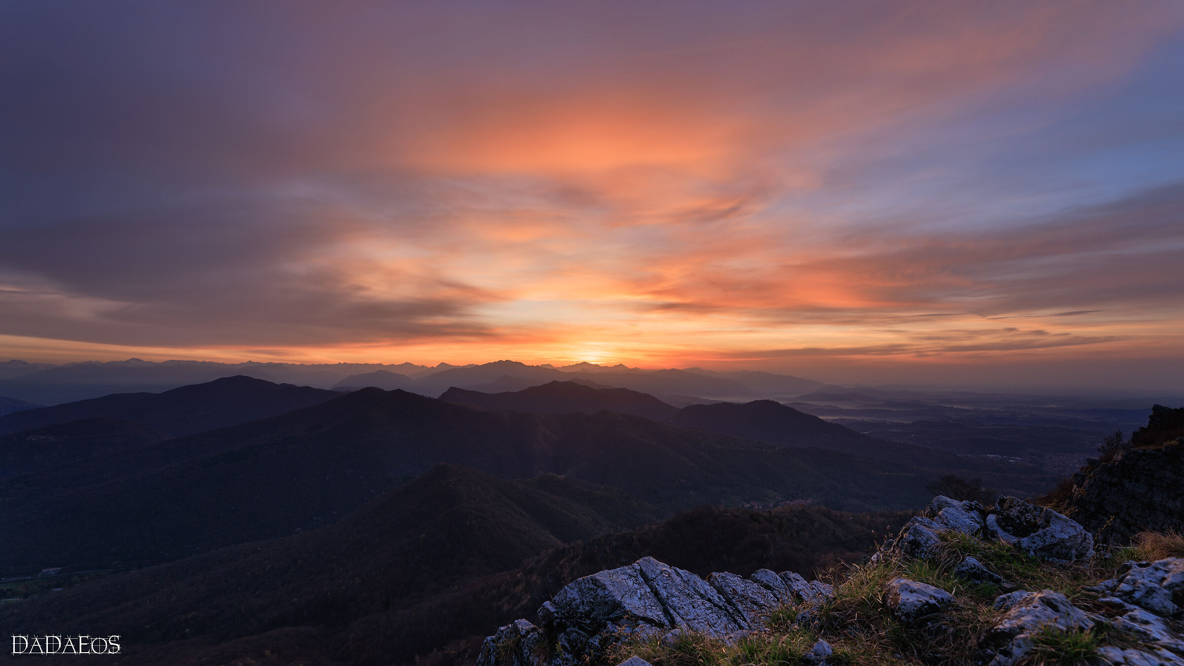 Alba Primaverile Sulle Prealpi