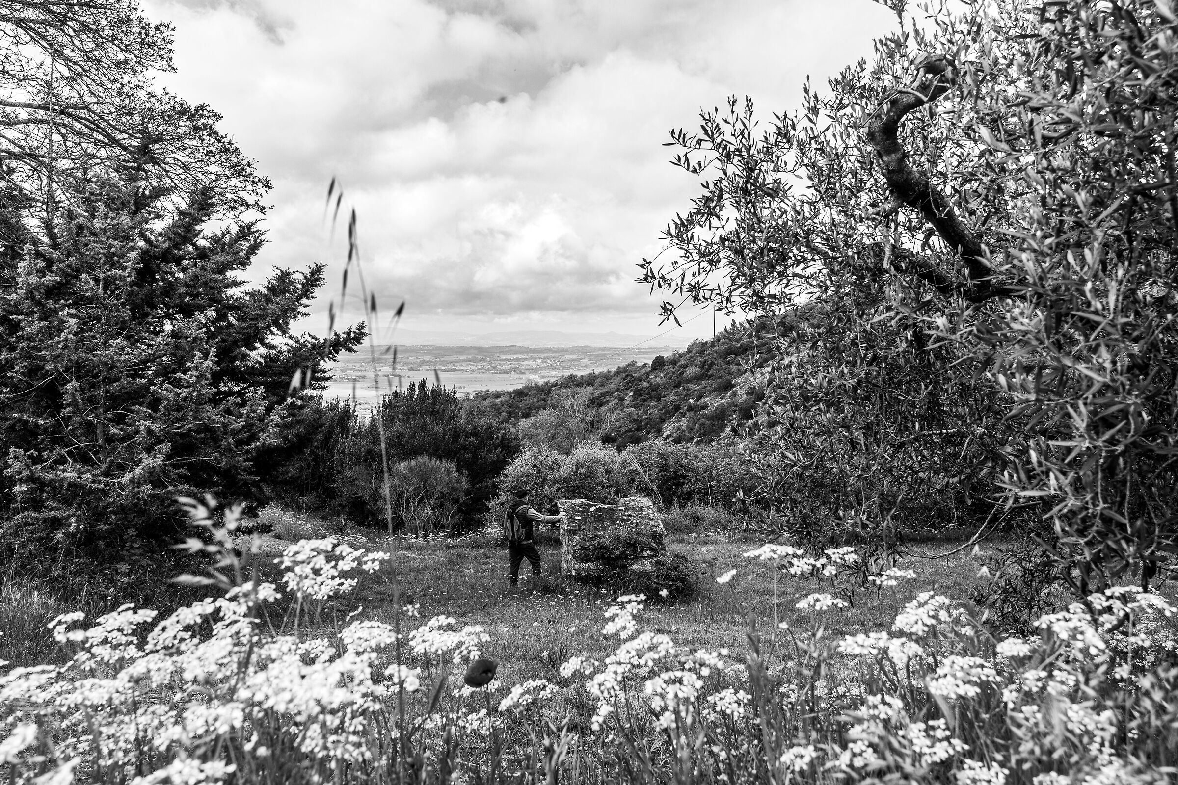 Il pozzo, vista sul Trasimeno