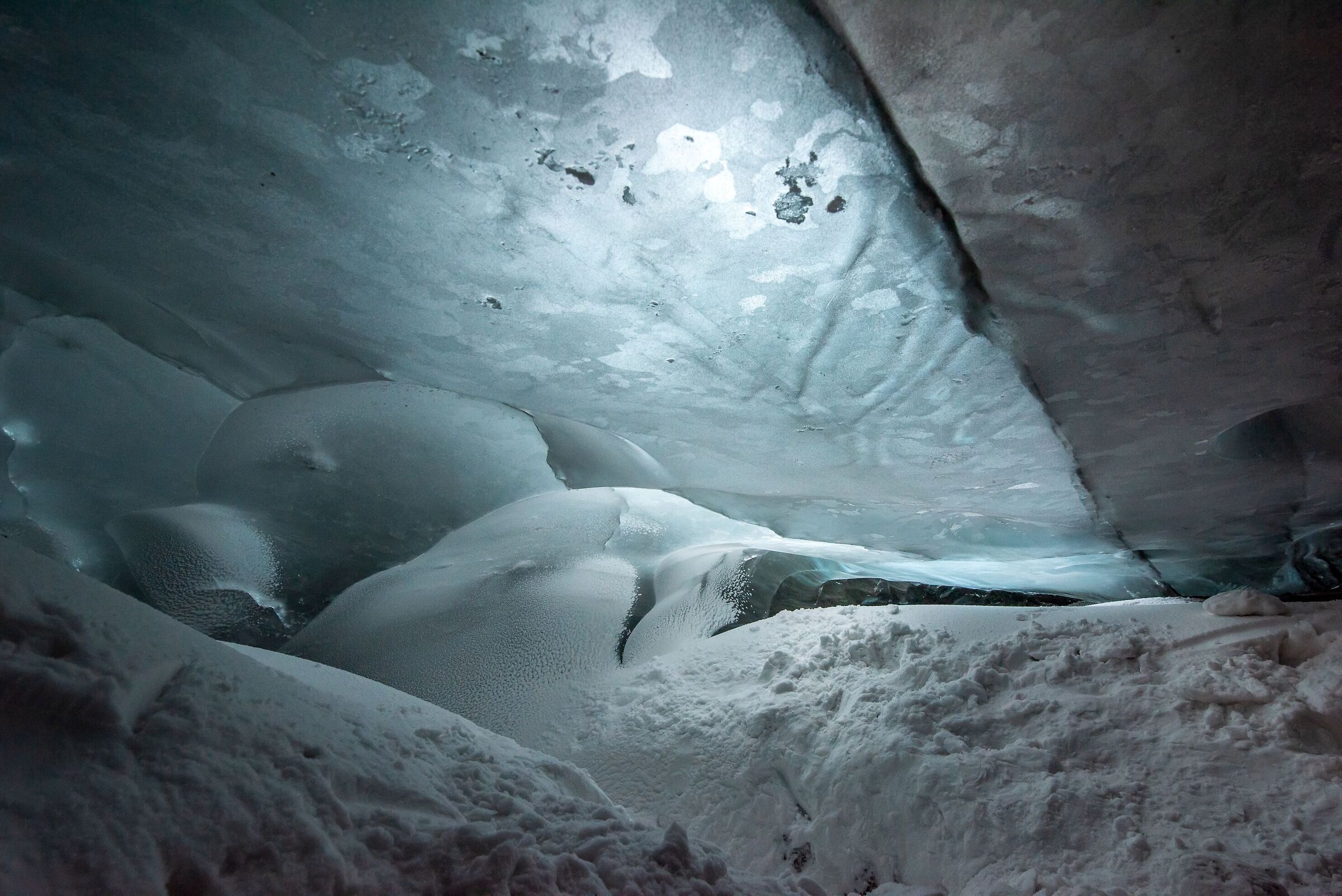 Lights under the glacier