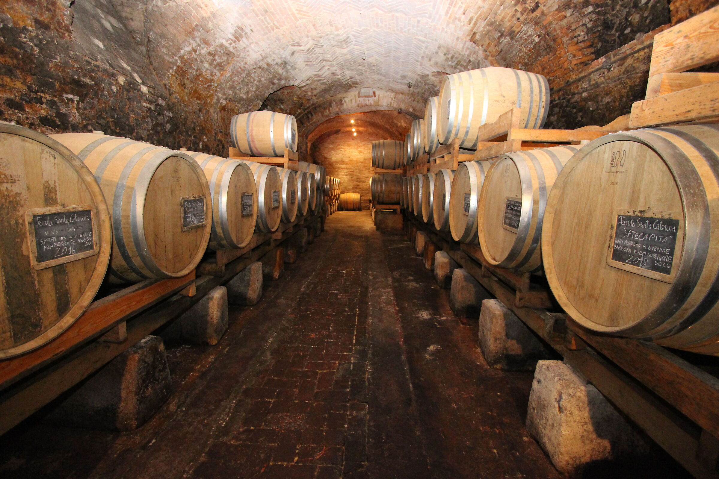 In cantina - le botti