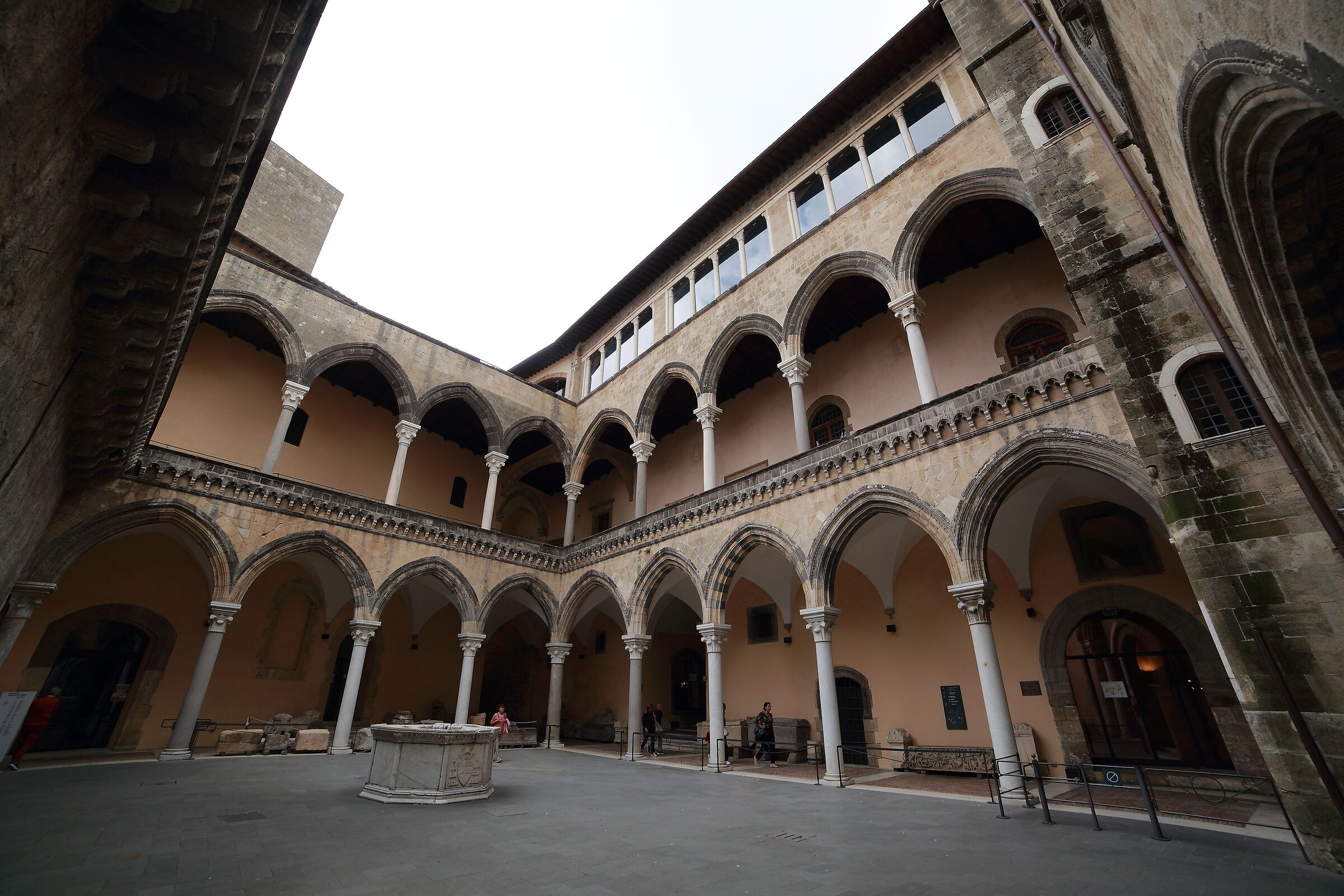 Il porticato di Palazzo Vitelleschi