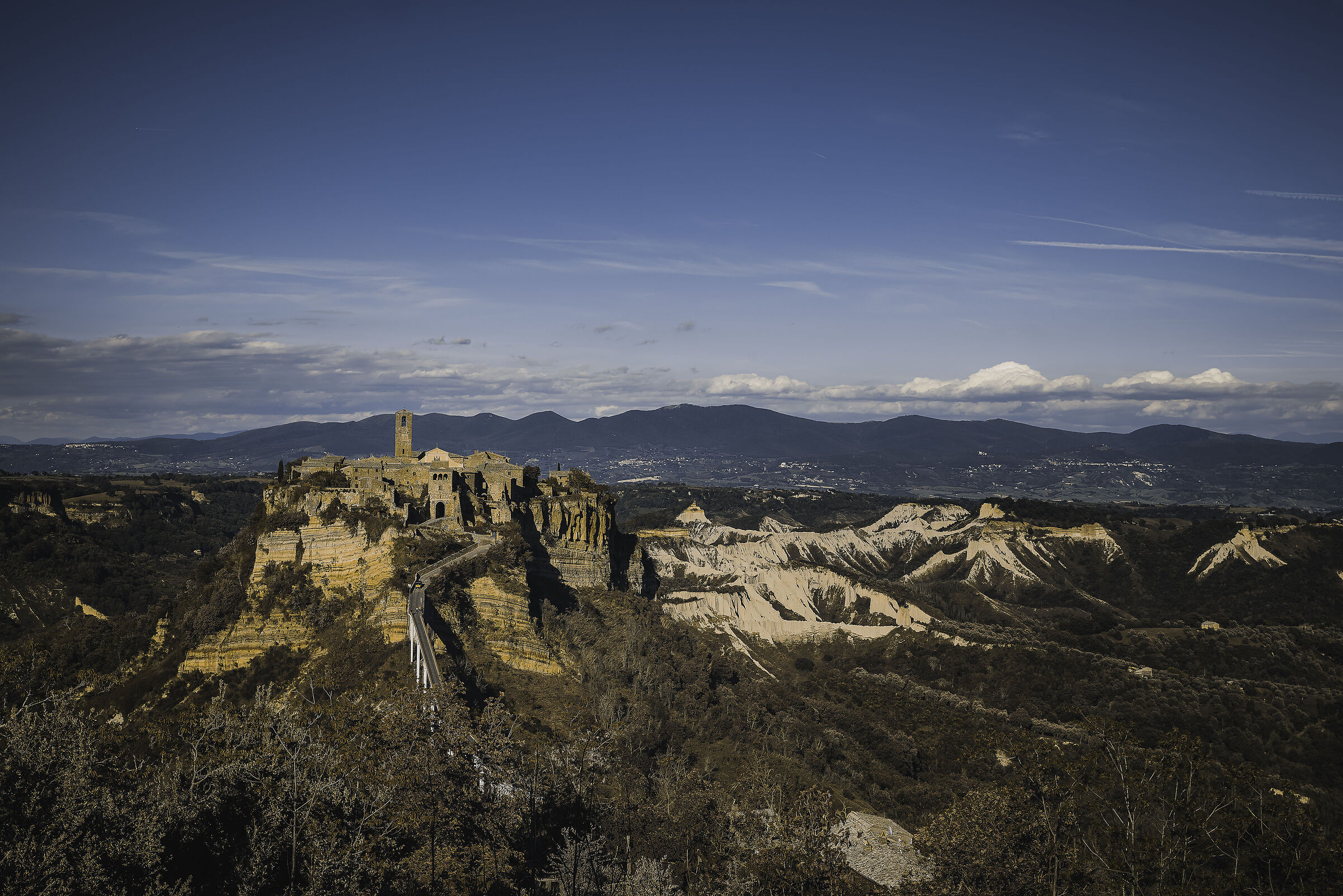 Civita di Bagnoregio e la valle dei calanchi