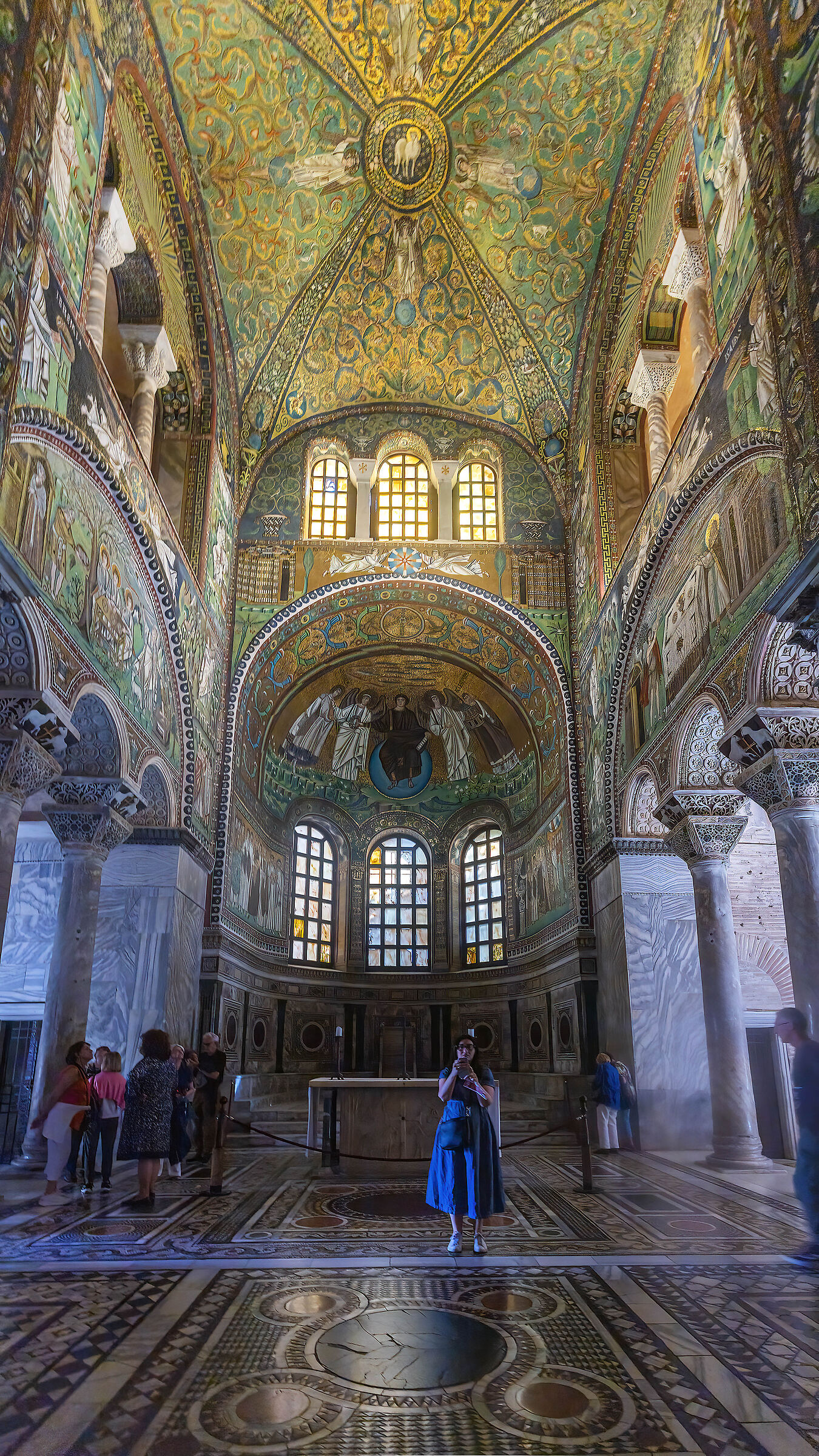 Basilica di San Vitale a Ravenna (17 foto)